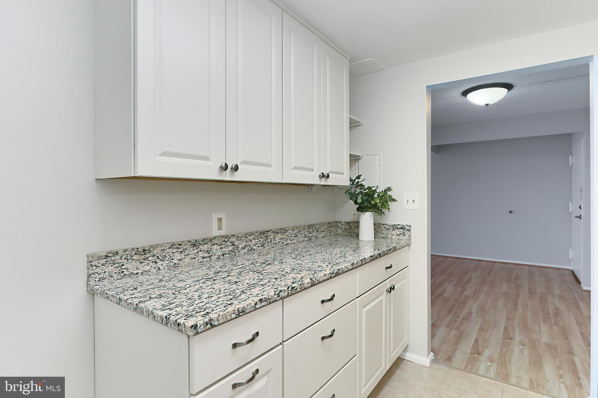 THE COLONIES - Residential