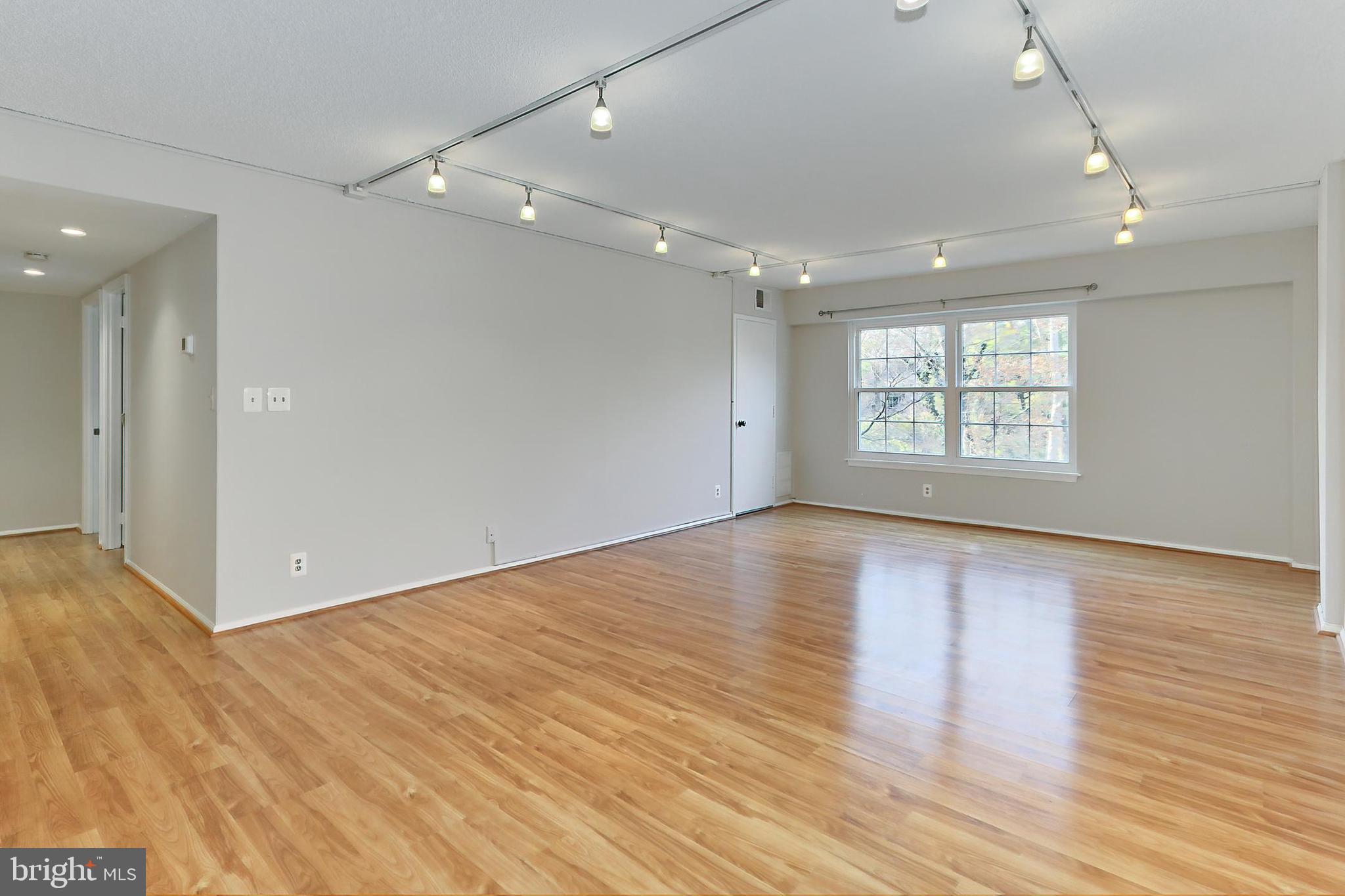 THE COLONIES - Residential