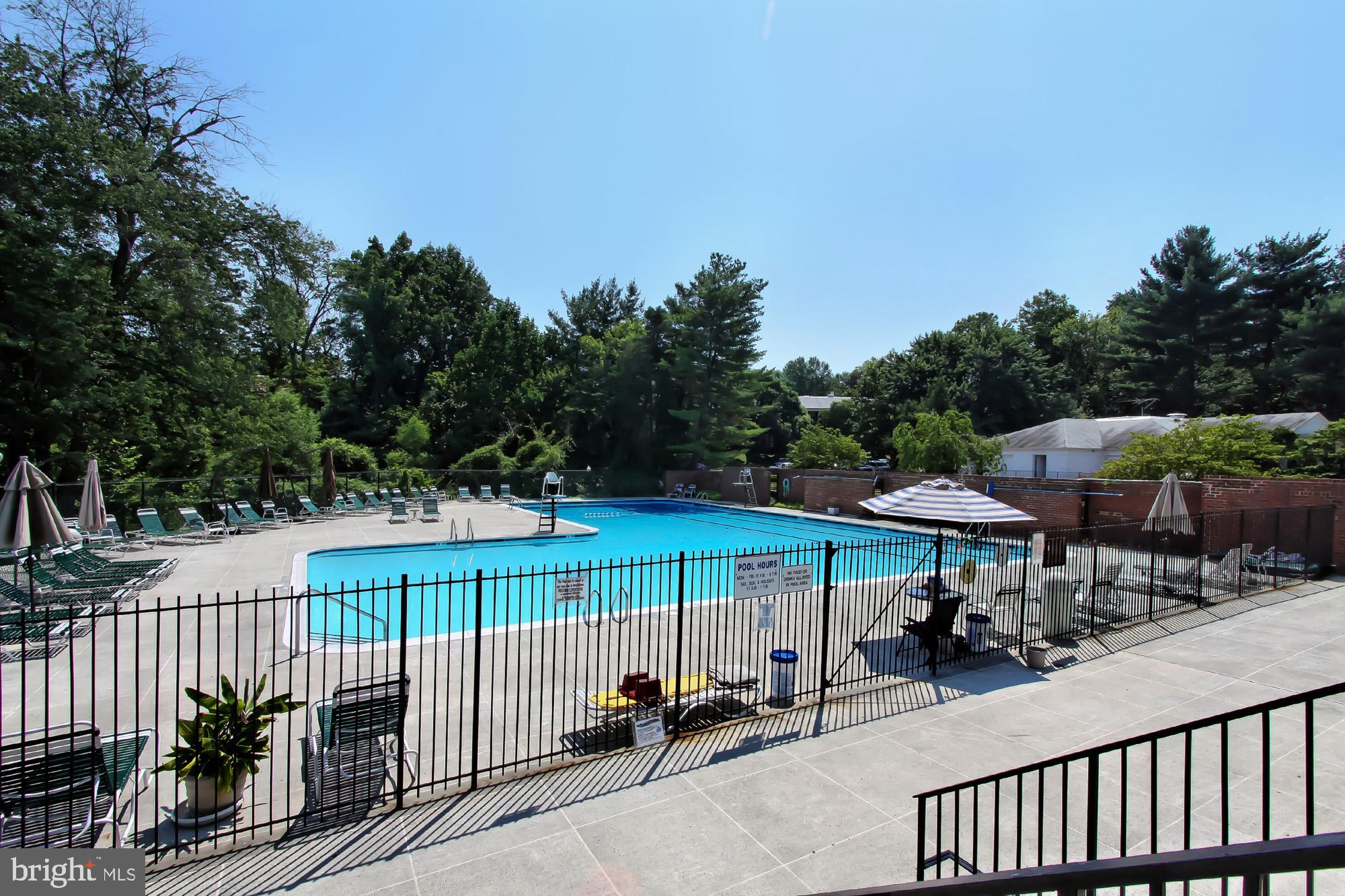 THE COLONIES - Residential