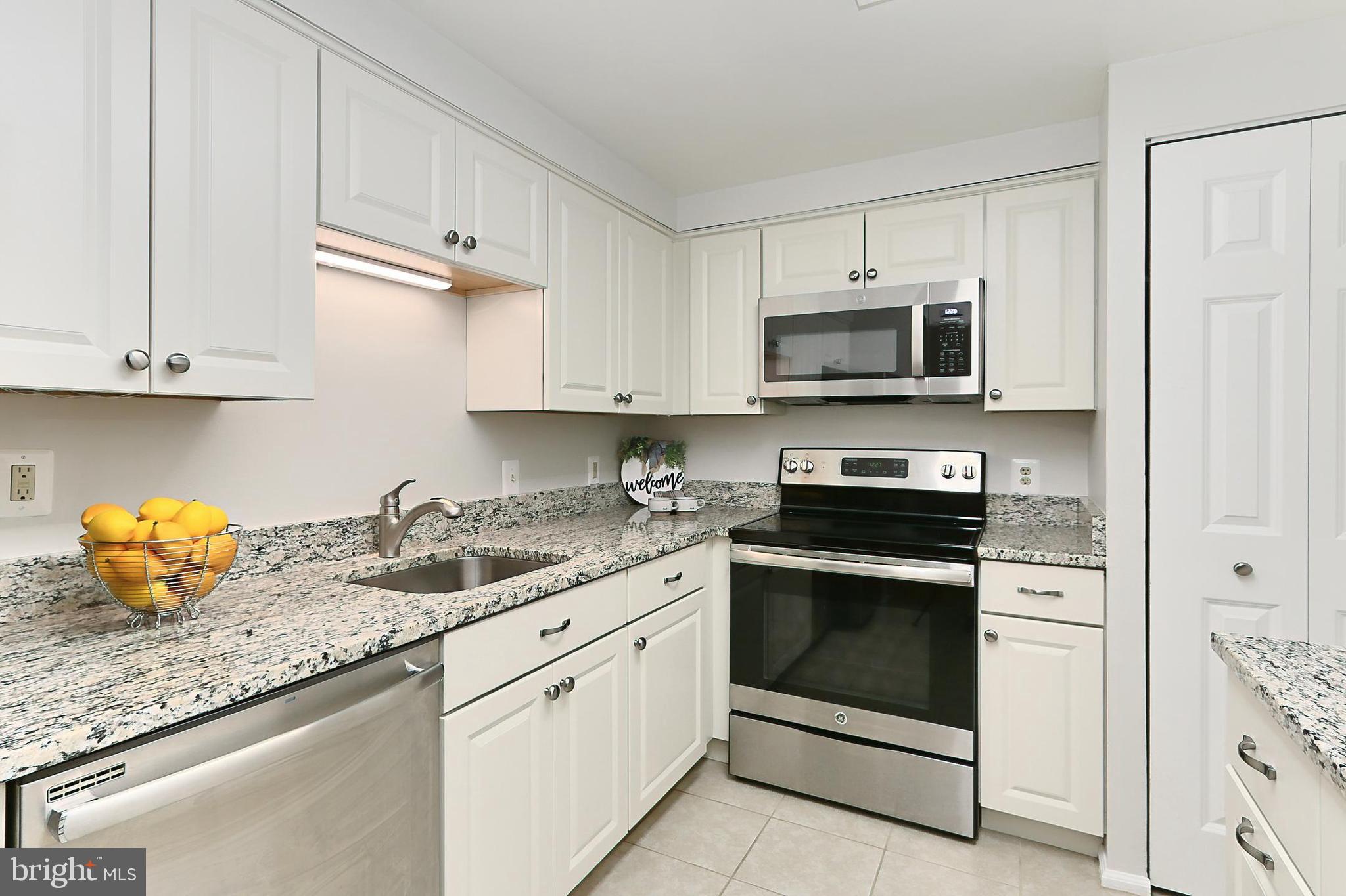 THE COLONIES - Residential