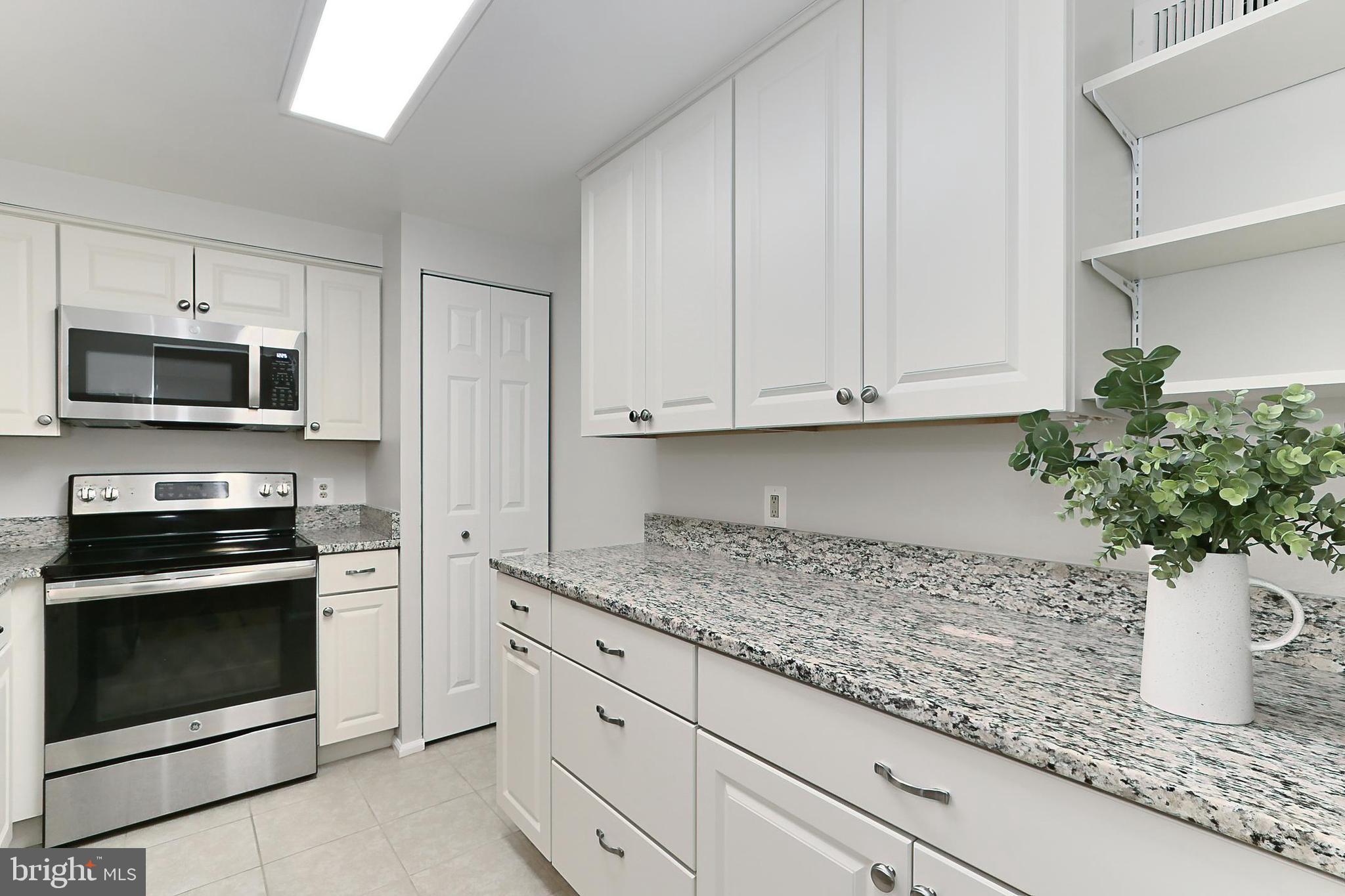 THE COLONIES - Residential