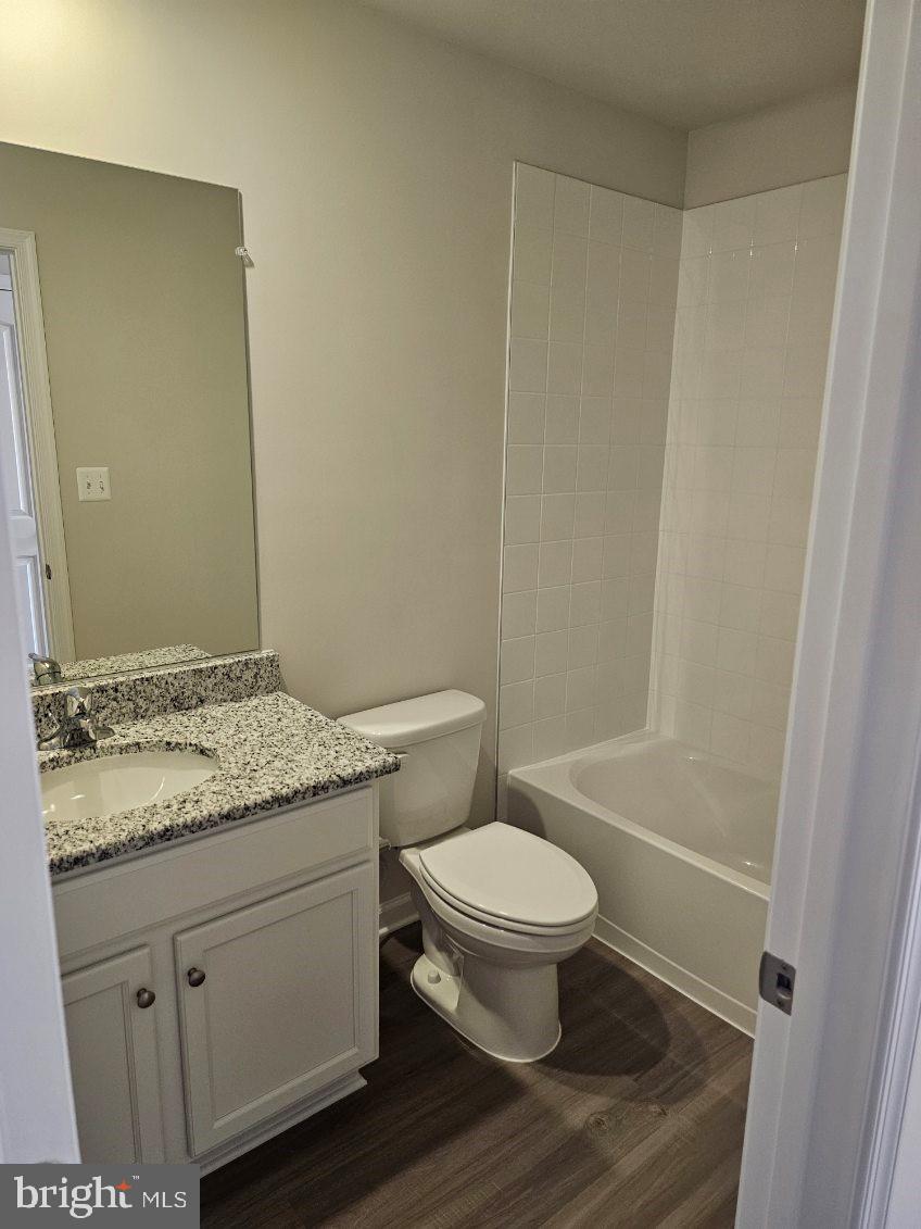 HOMEPLACE AT RIVERSIDE - Residential Lease