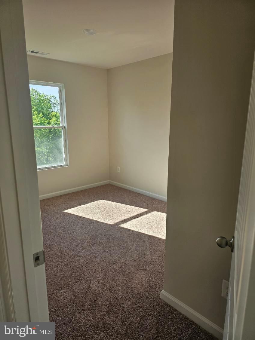 HOMEPLACE AT RIVERSIDE - Residential Lease