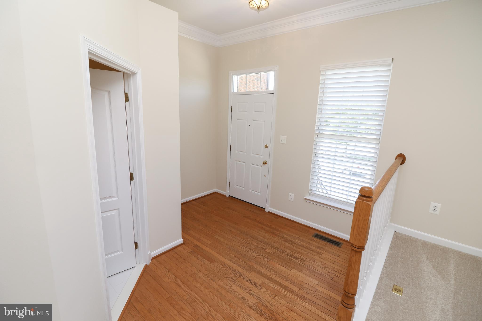 SOUTH RIDING - Residential