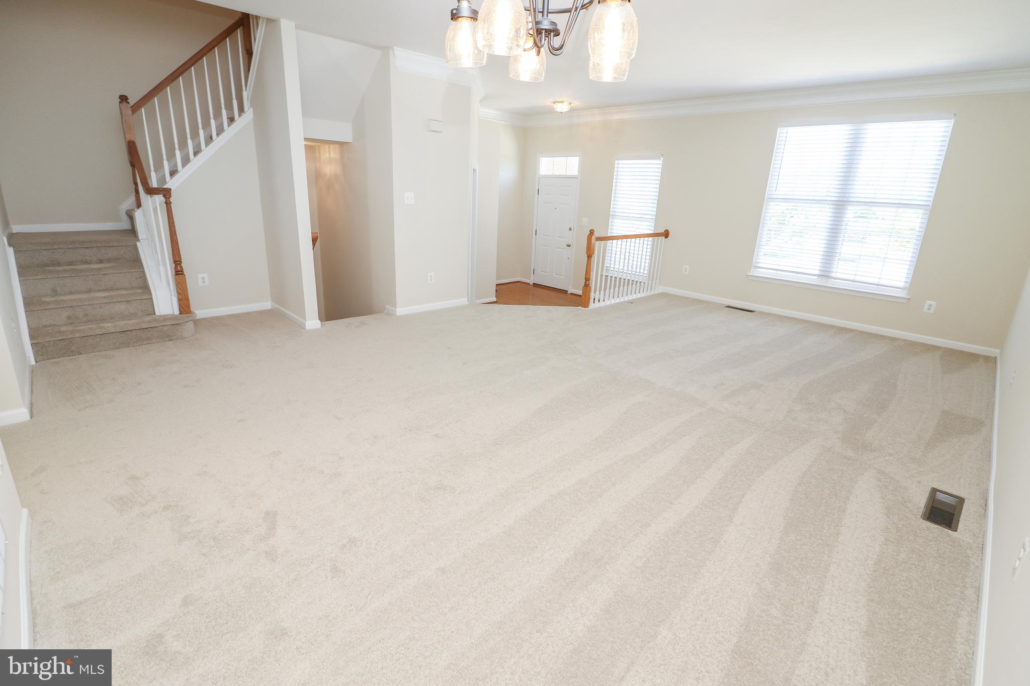 SOUTH RIDING - Residential