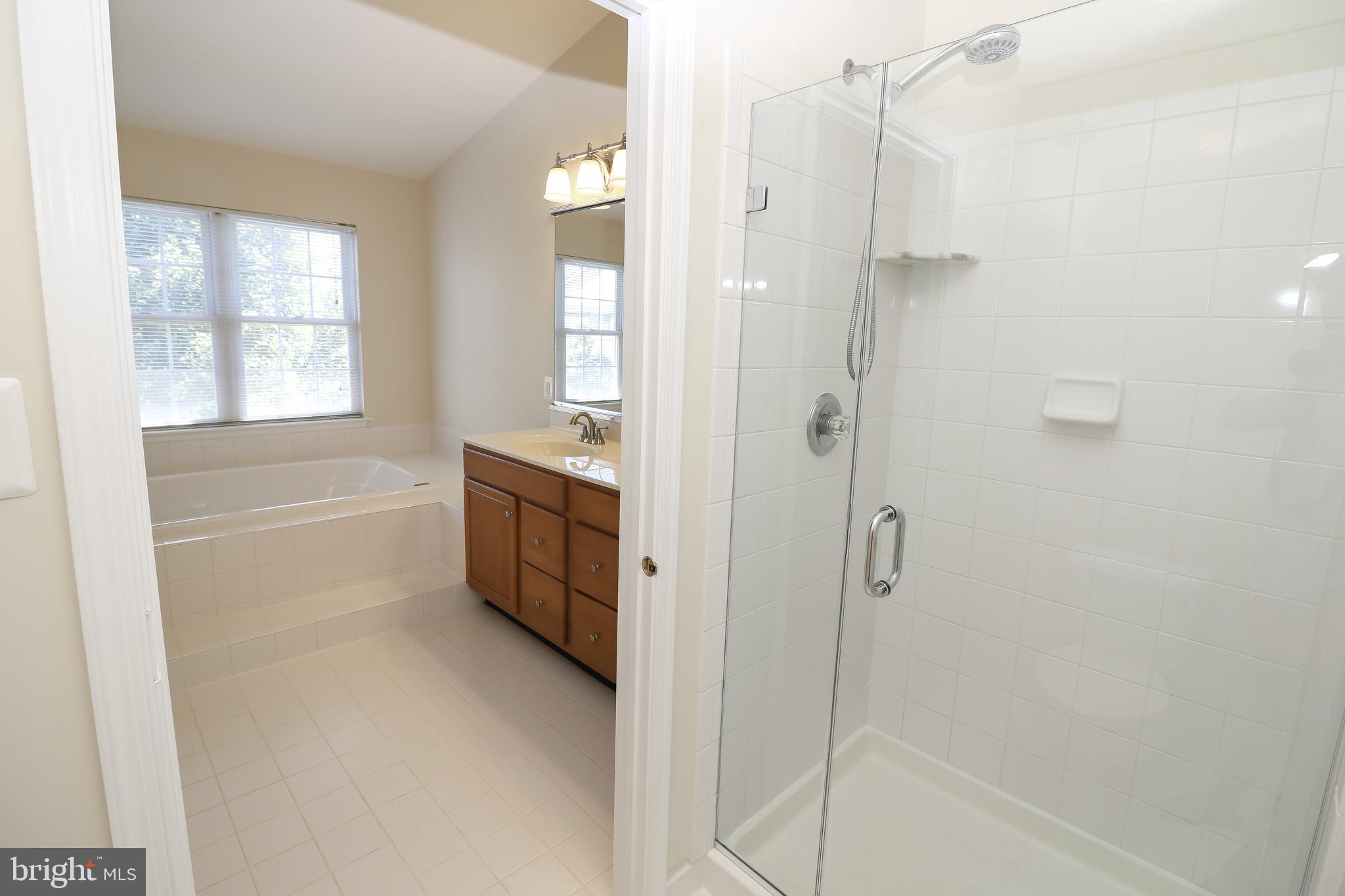 SOUTH RIDING - Residential