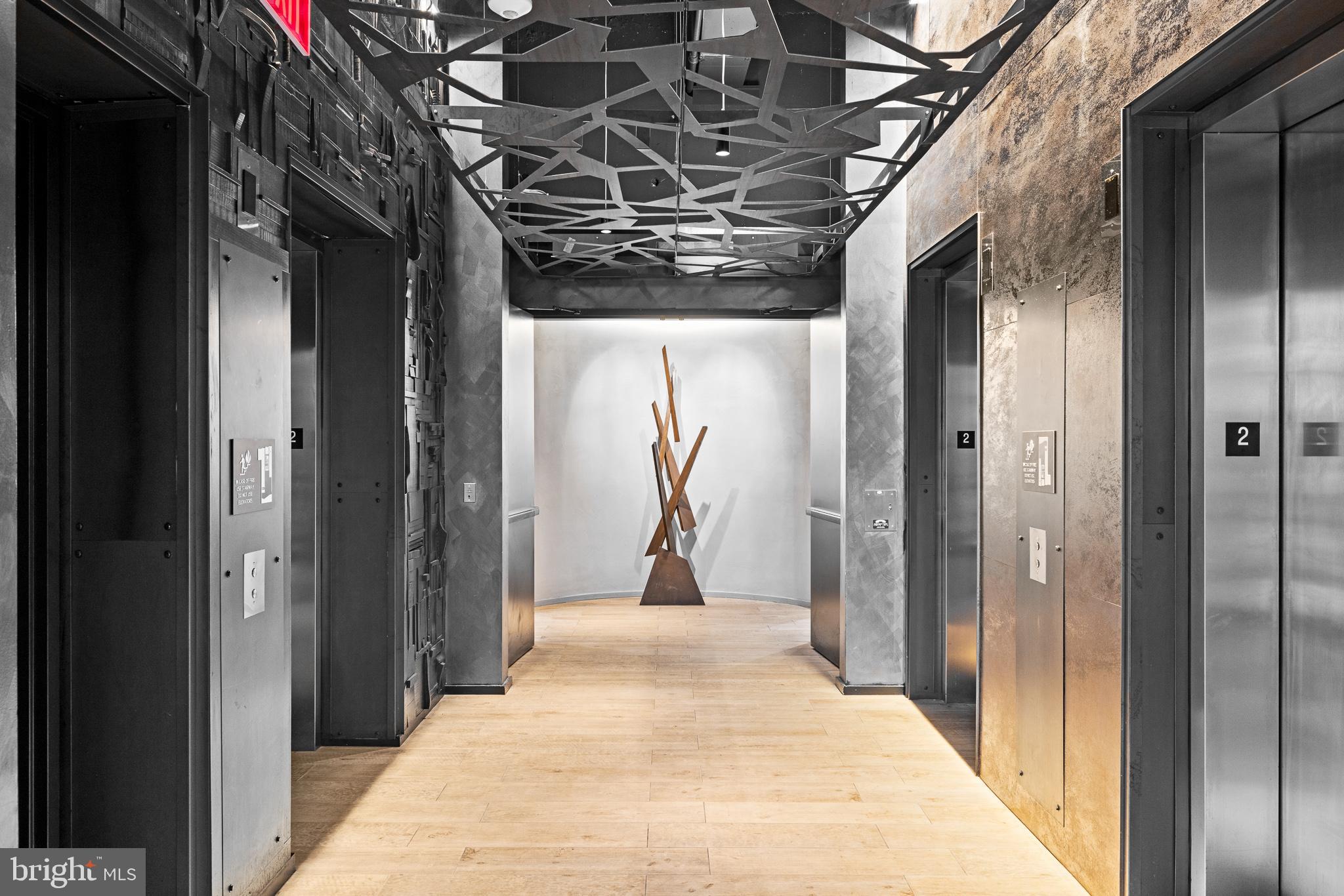 CENTER CITY - Residential Lease