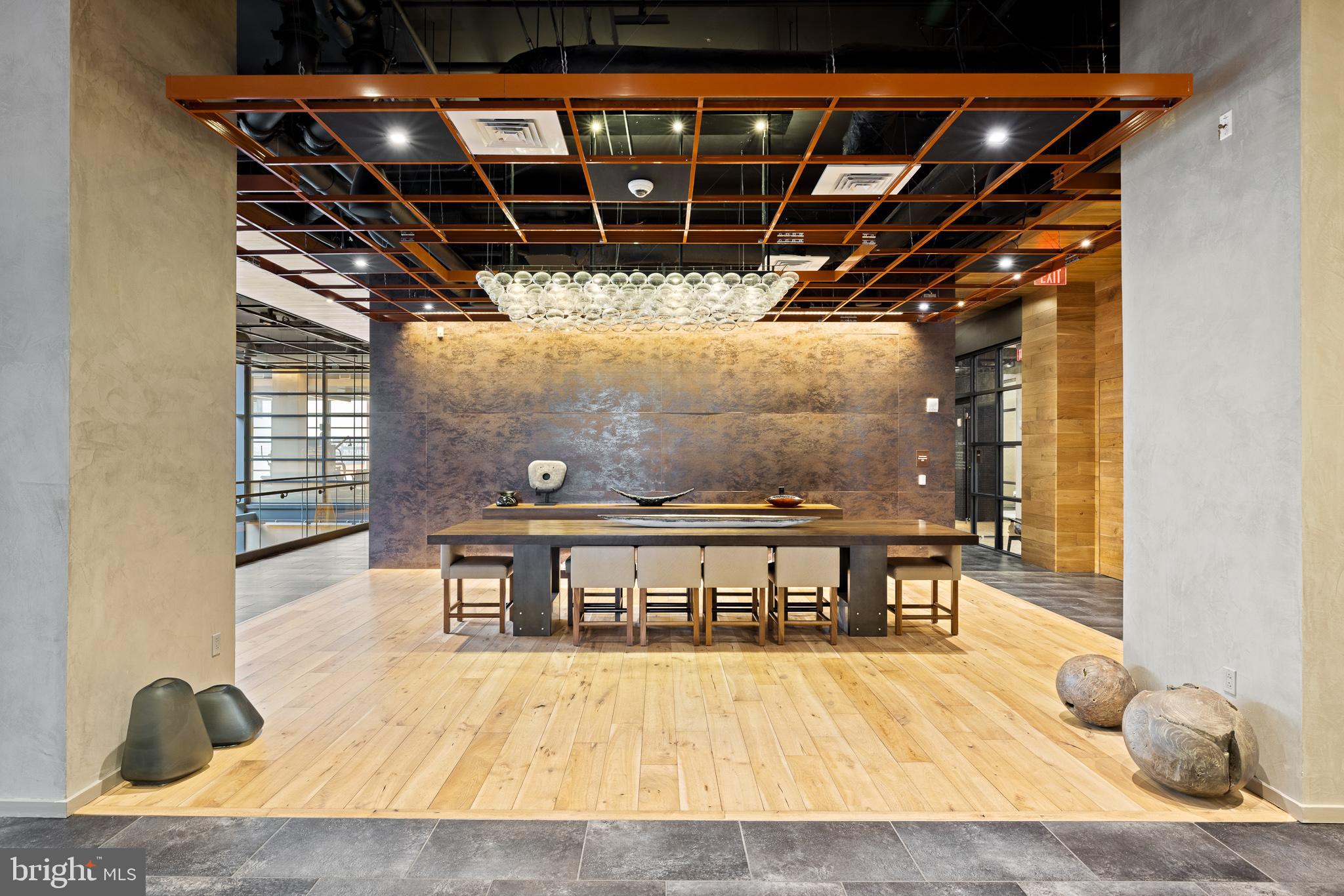 CENTER CITY - Residential Lease