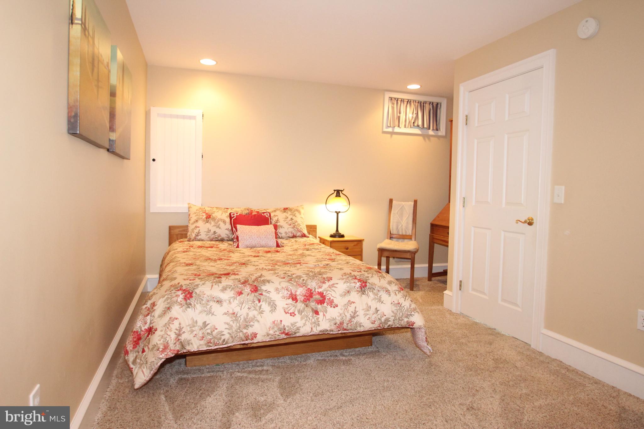 MEDFORD FARMS - Residential