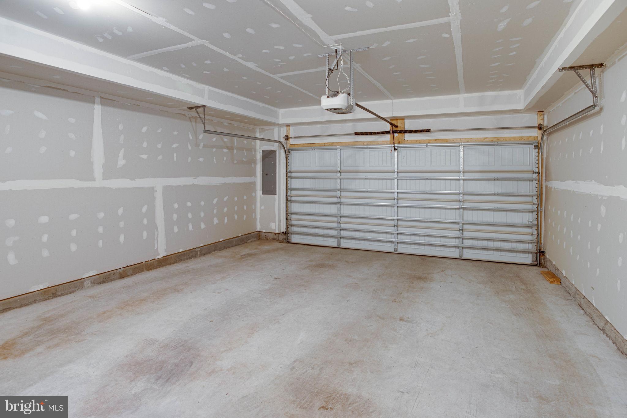 WESTMOORE AT MOOREFIELD - Residential Lease