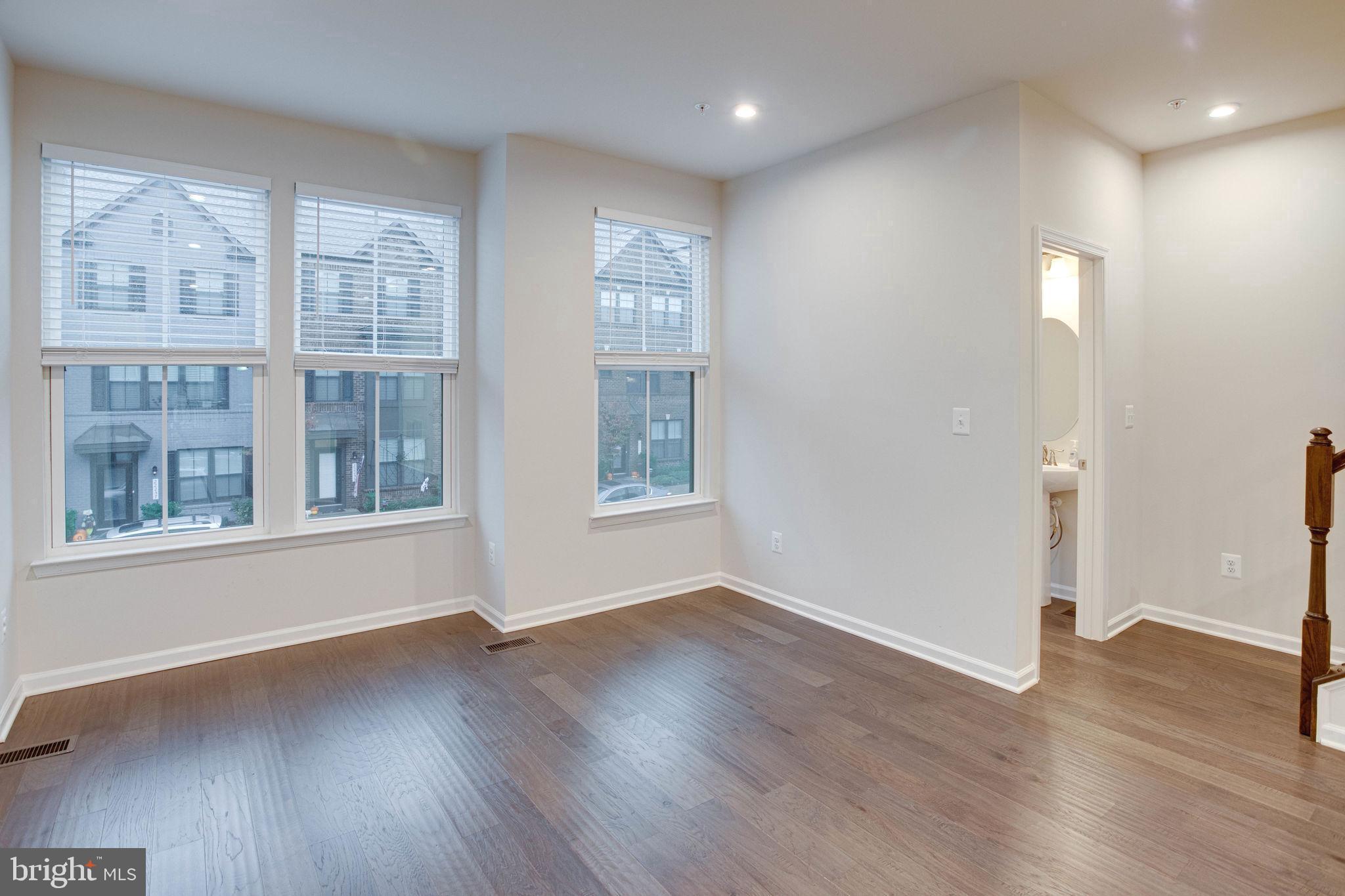 WESTMOORE AT MOOREFIELD - Residential Lease