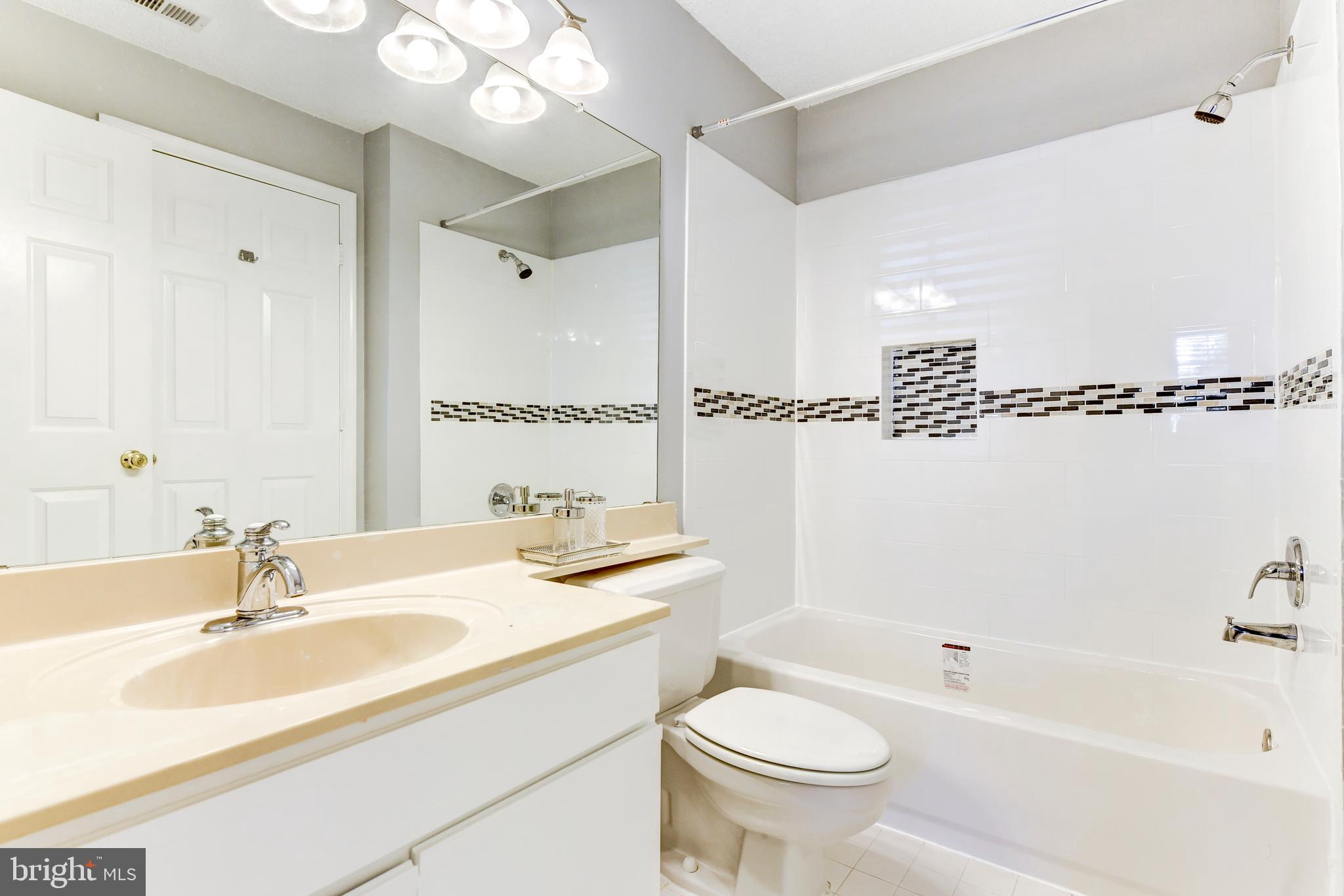 PENDERBROOK - Residential