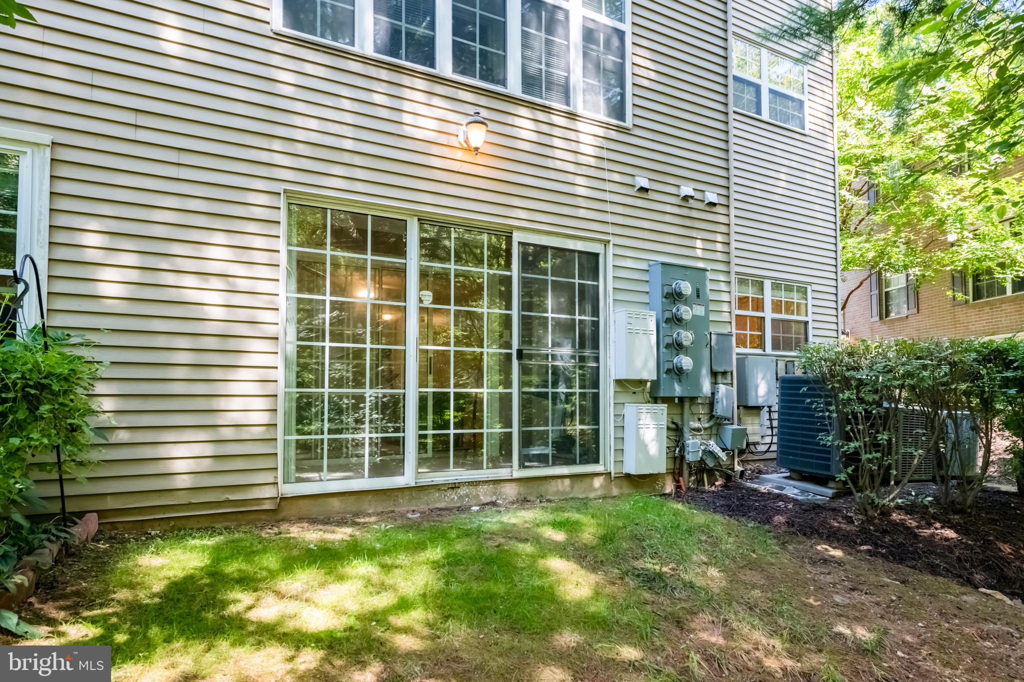 PENDERBROOK - Residential