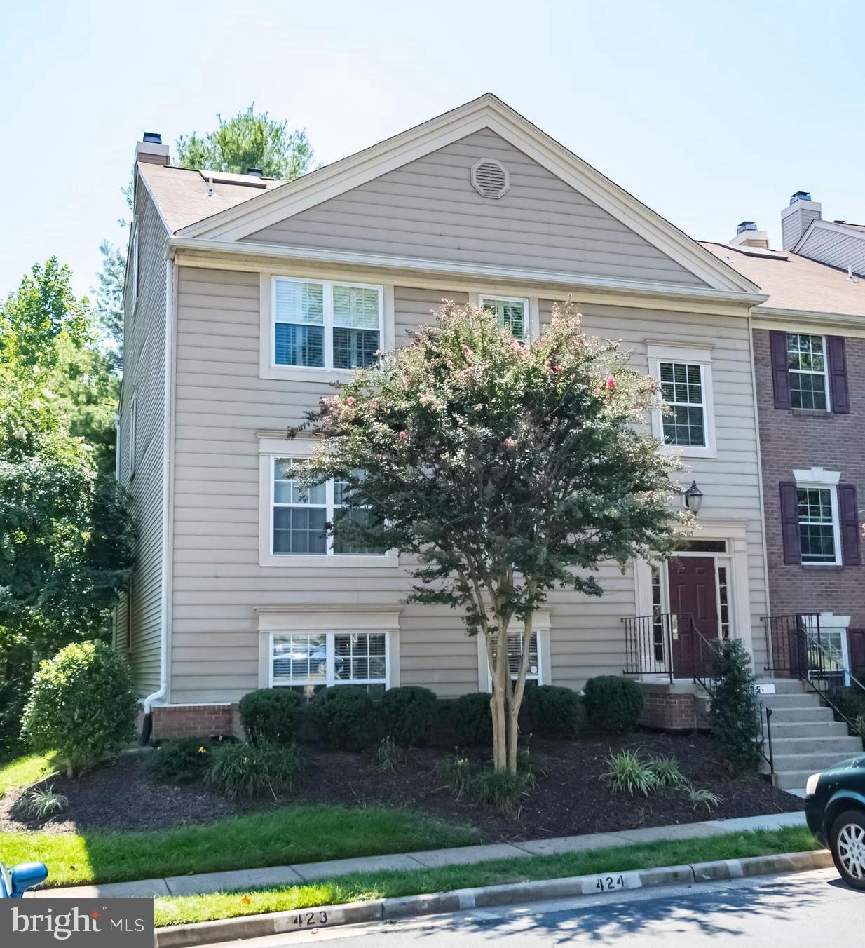 PENDERBROOK - Residential