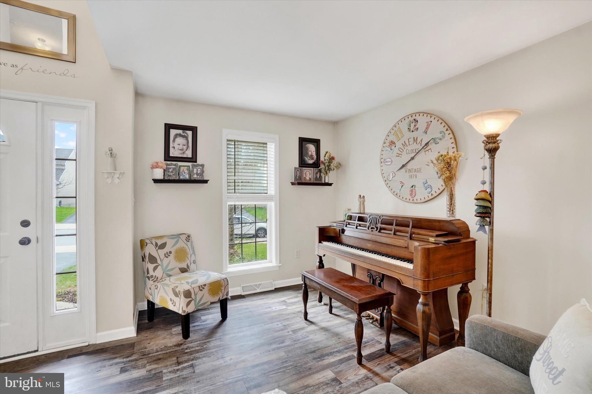 CHATHAM CREEK - Residential