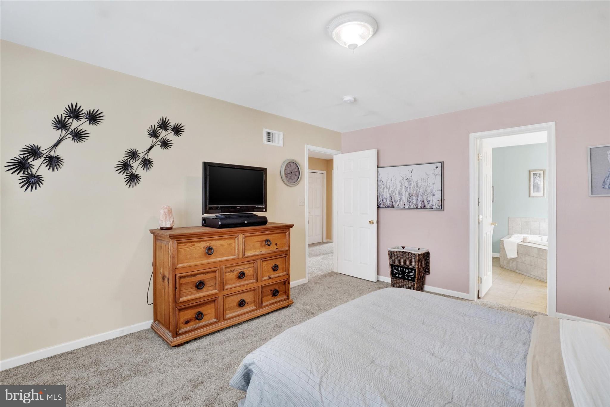 CHATHAM CREEK - Residential