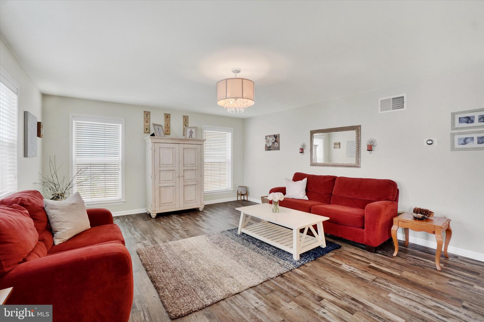 CHATHAM CREEK - Residential