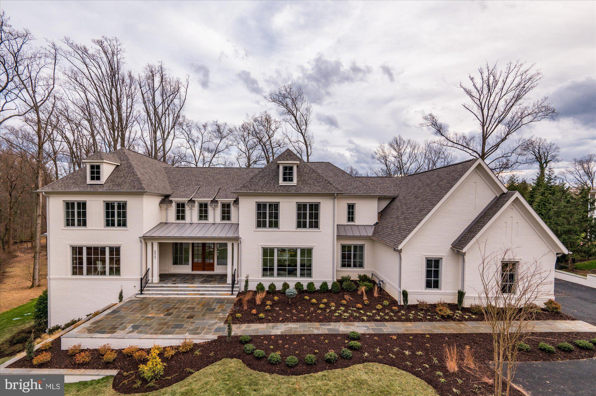 WOODHAVEN - Residential