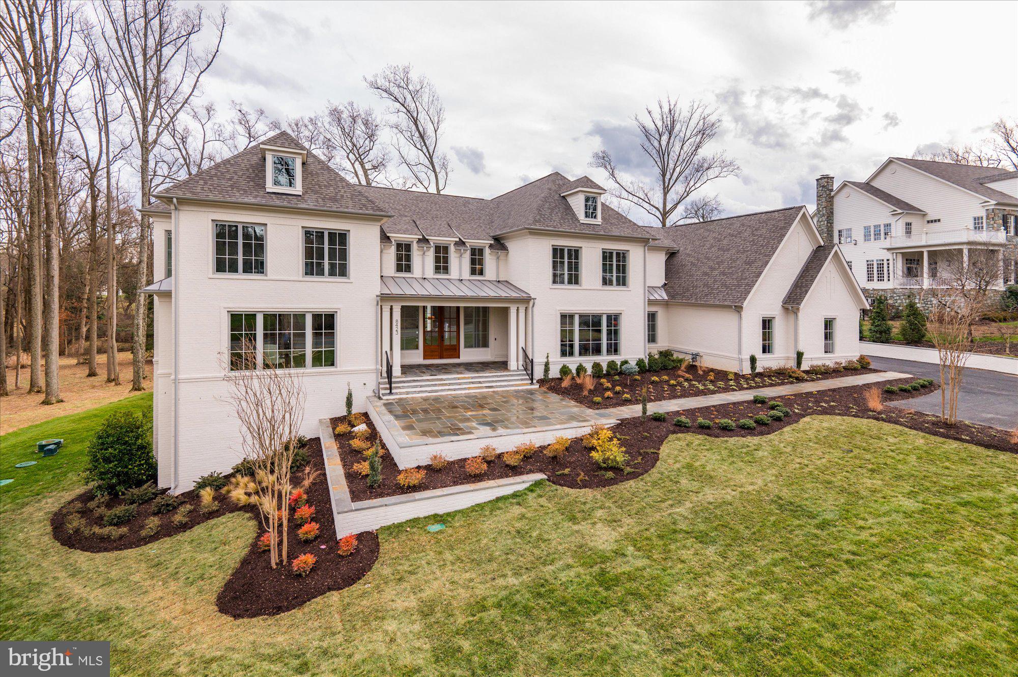 WOODHAVEN - Residential