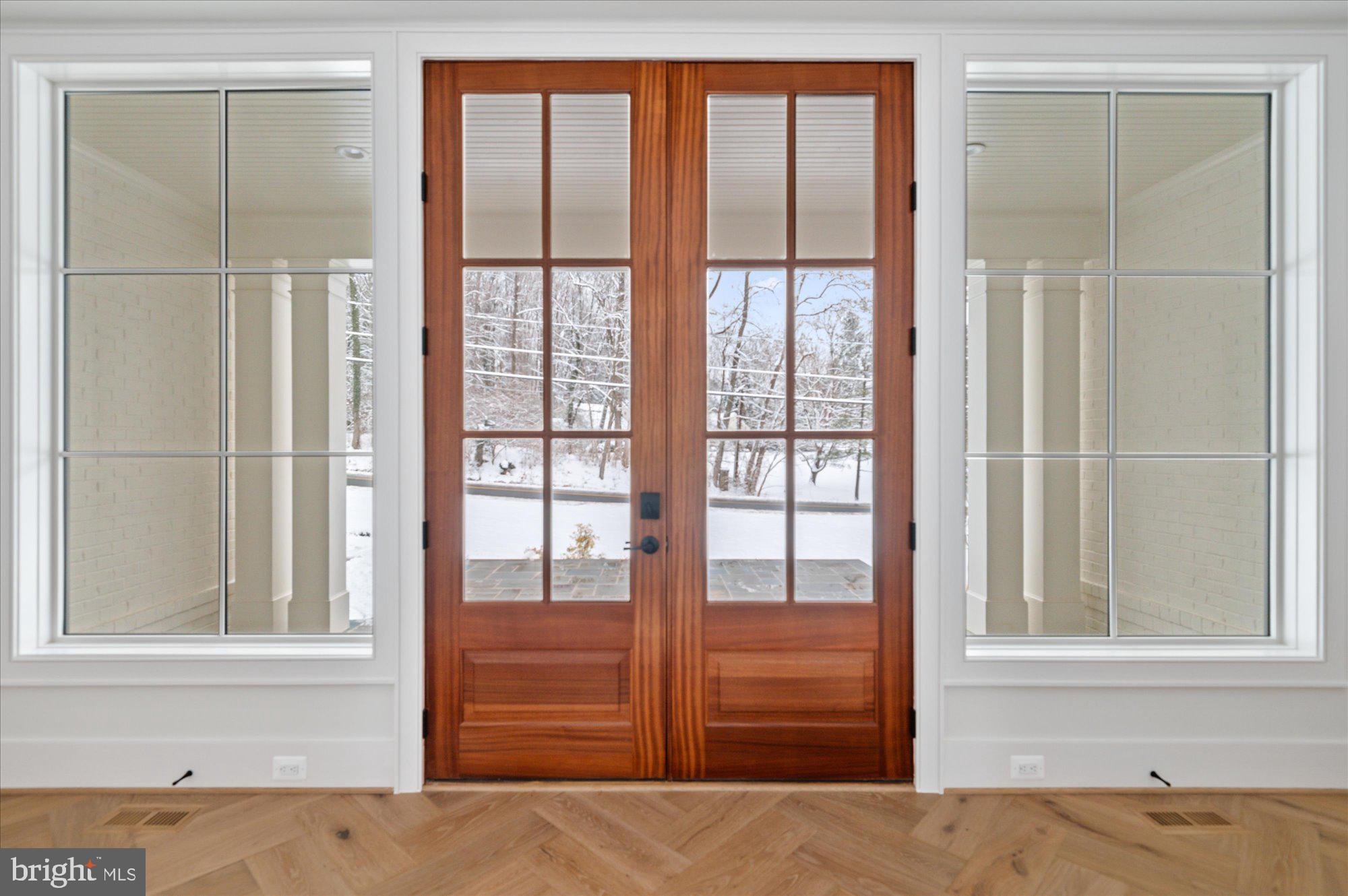 WOODHAVEN - Residential