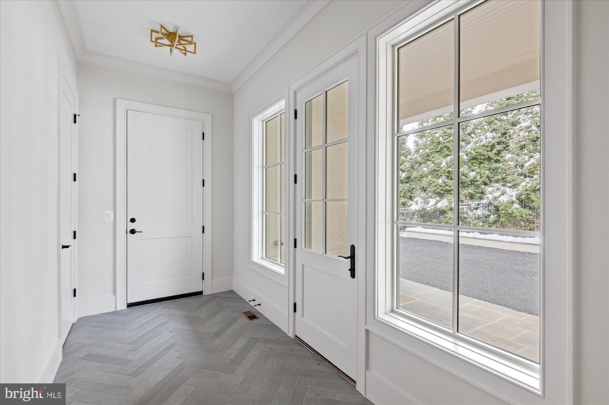 WOODHAVEN - Residential