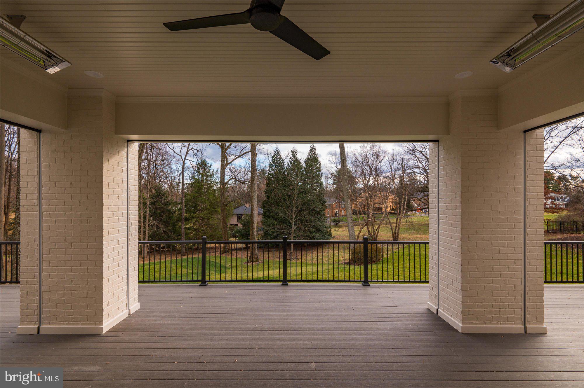 WOODHAVEN - Residential