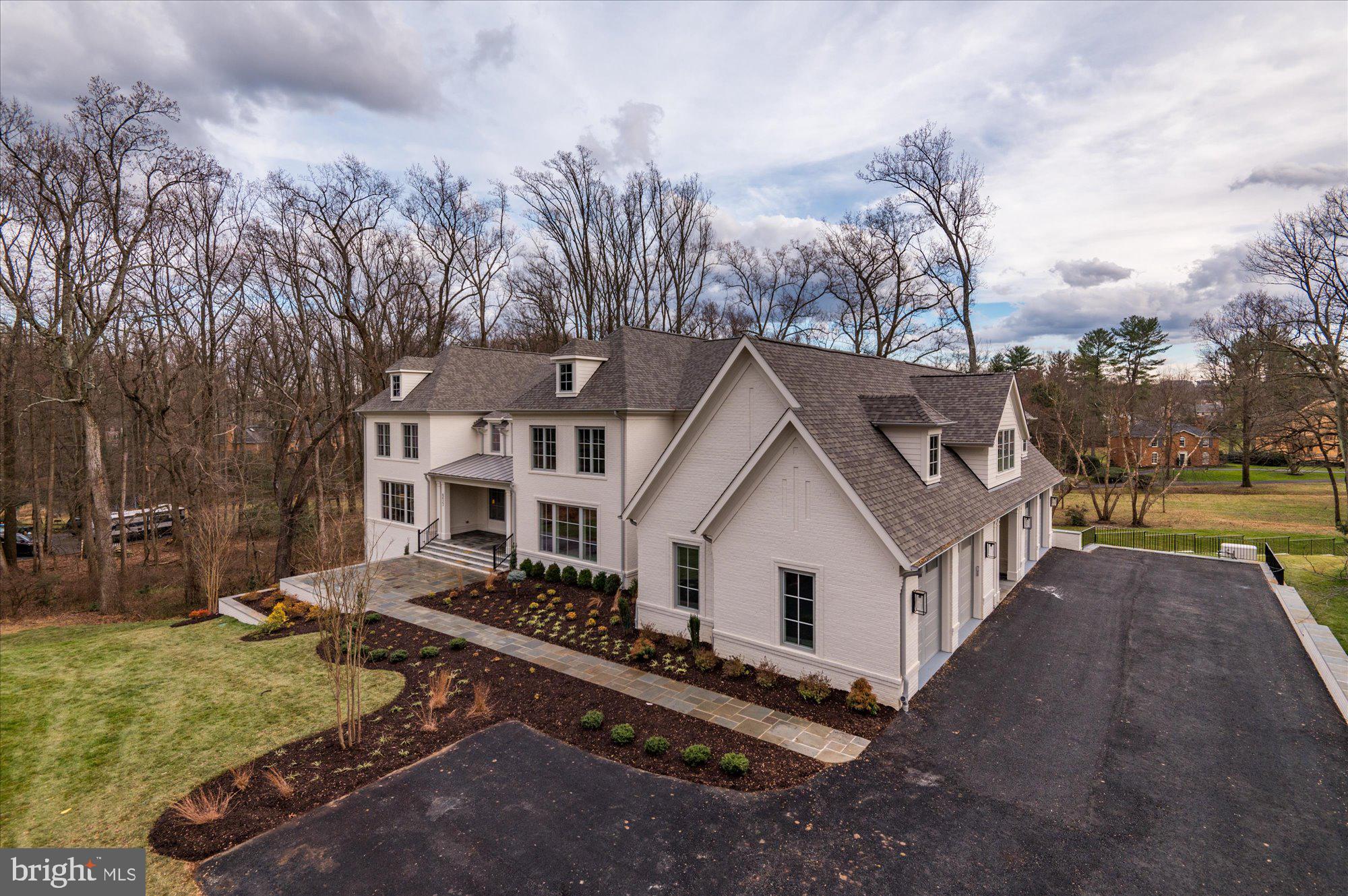 WOODHAVEN - Residential