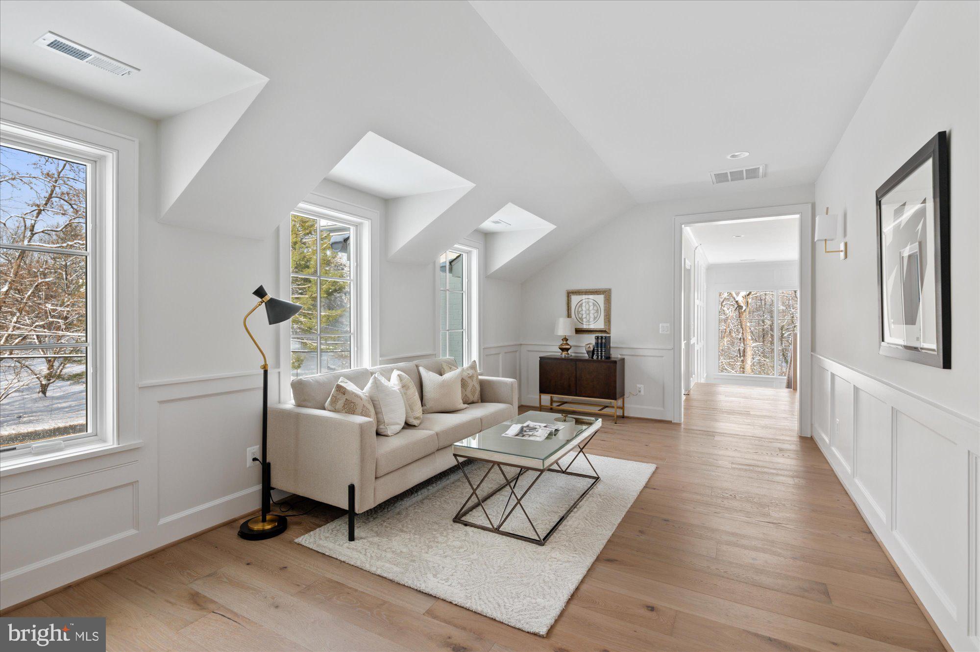 WOODHAVEN - Residential