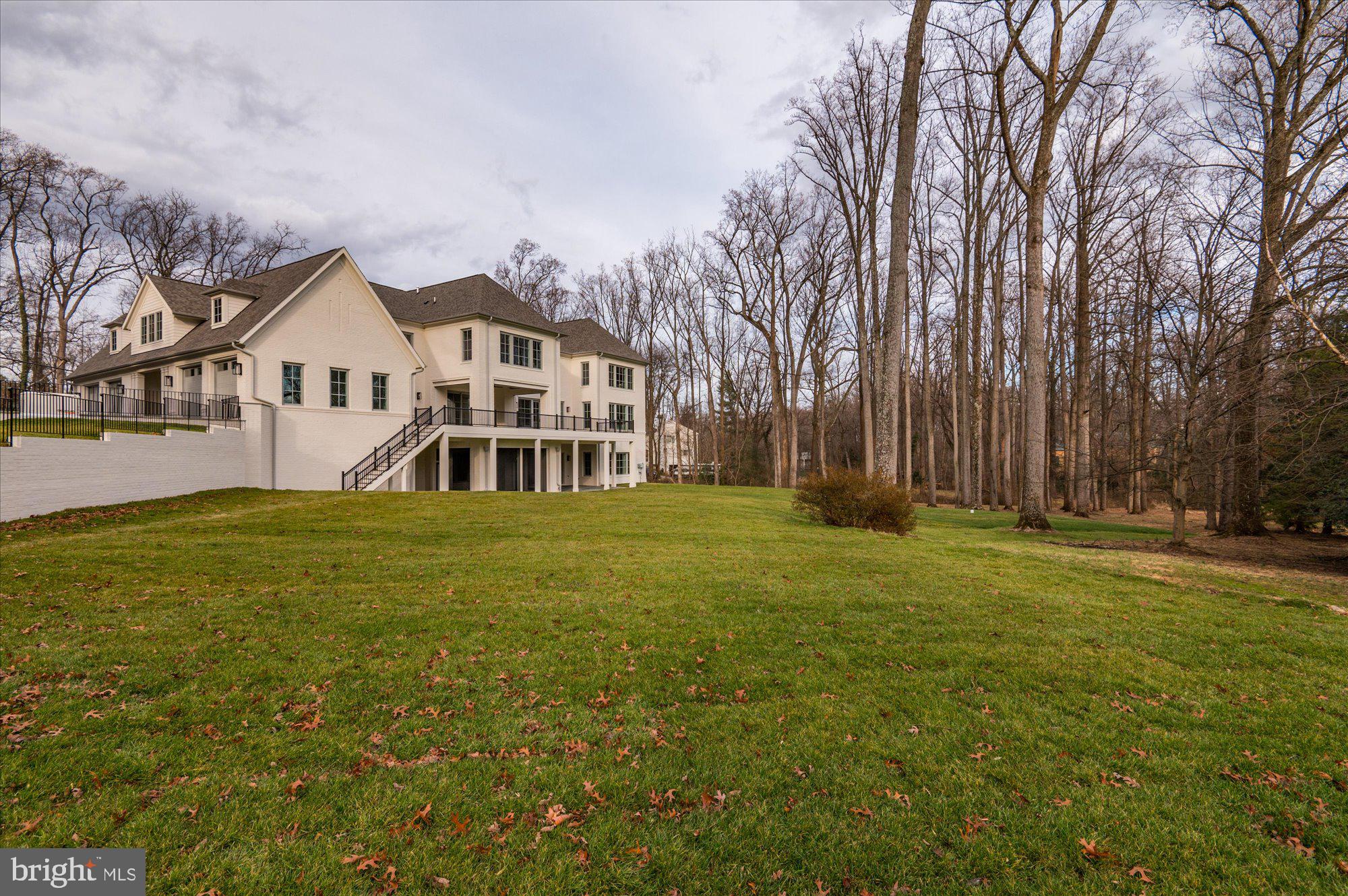 WOODHAVEN - Residential