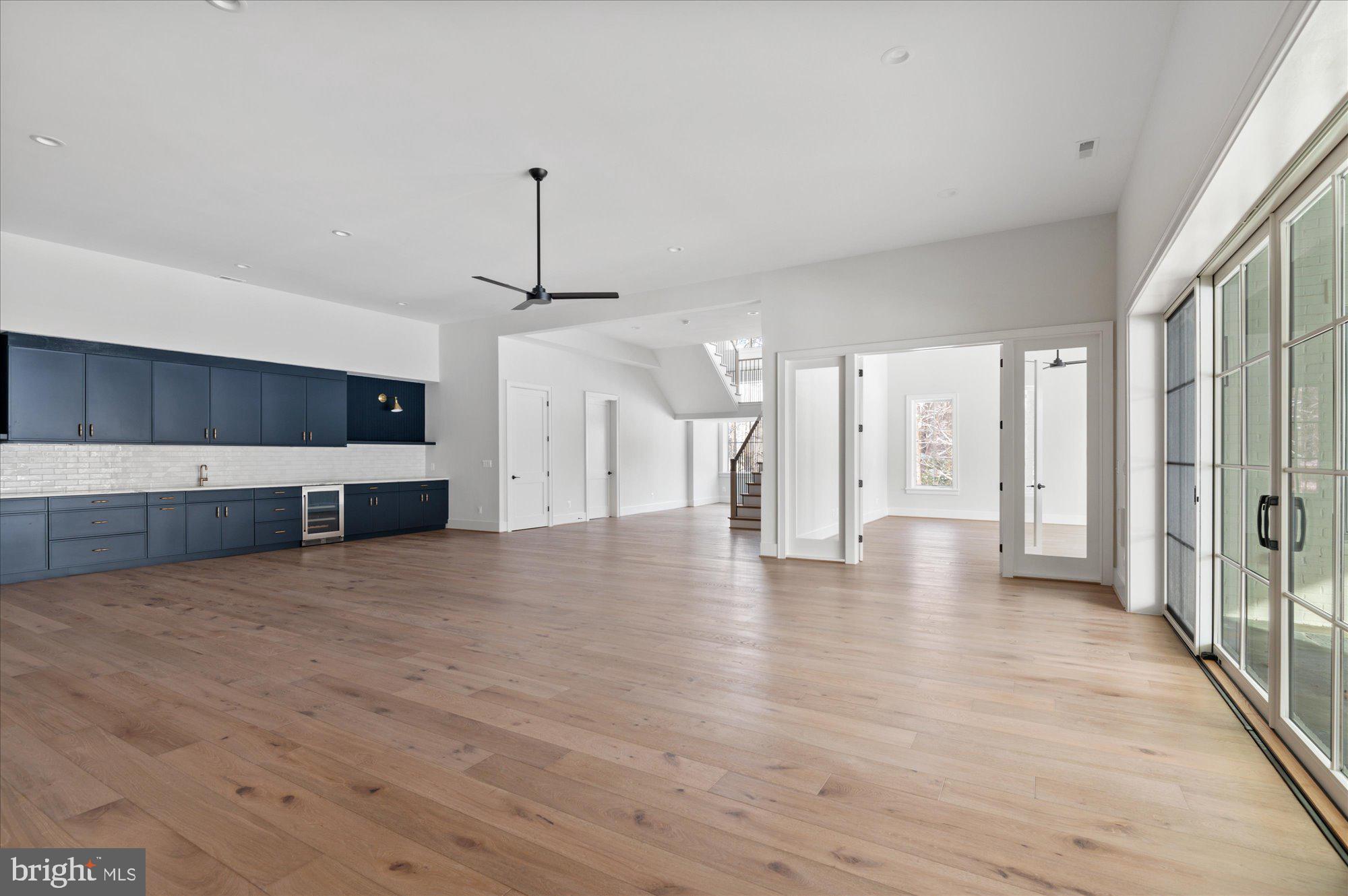 WOODHAVEN - Residential