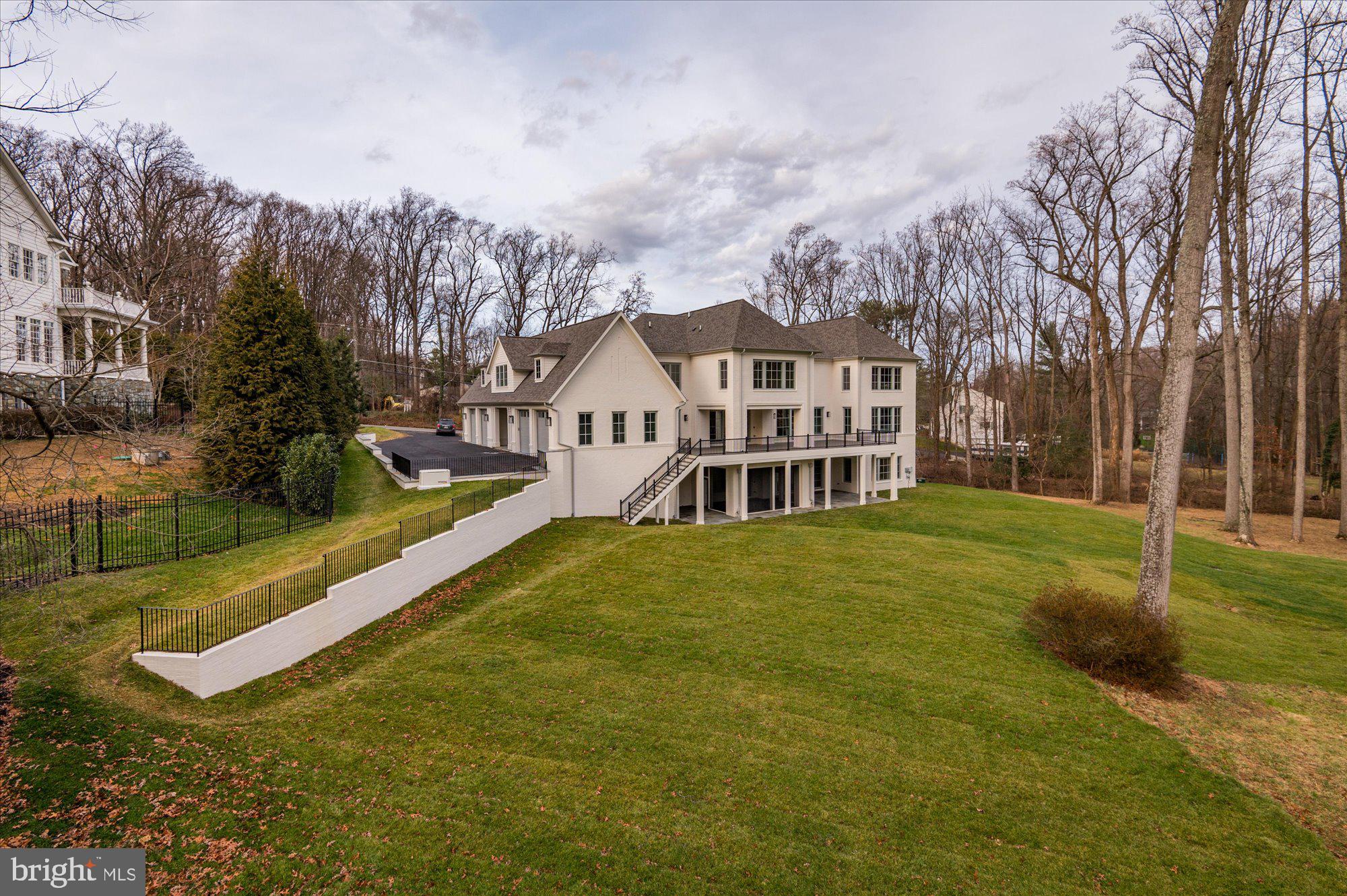 WOODHAVEN - Residential