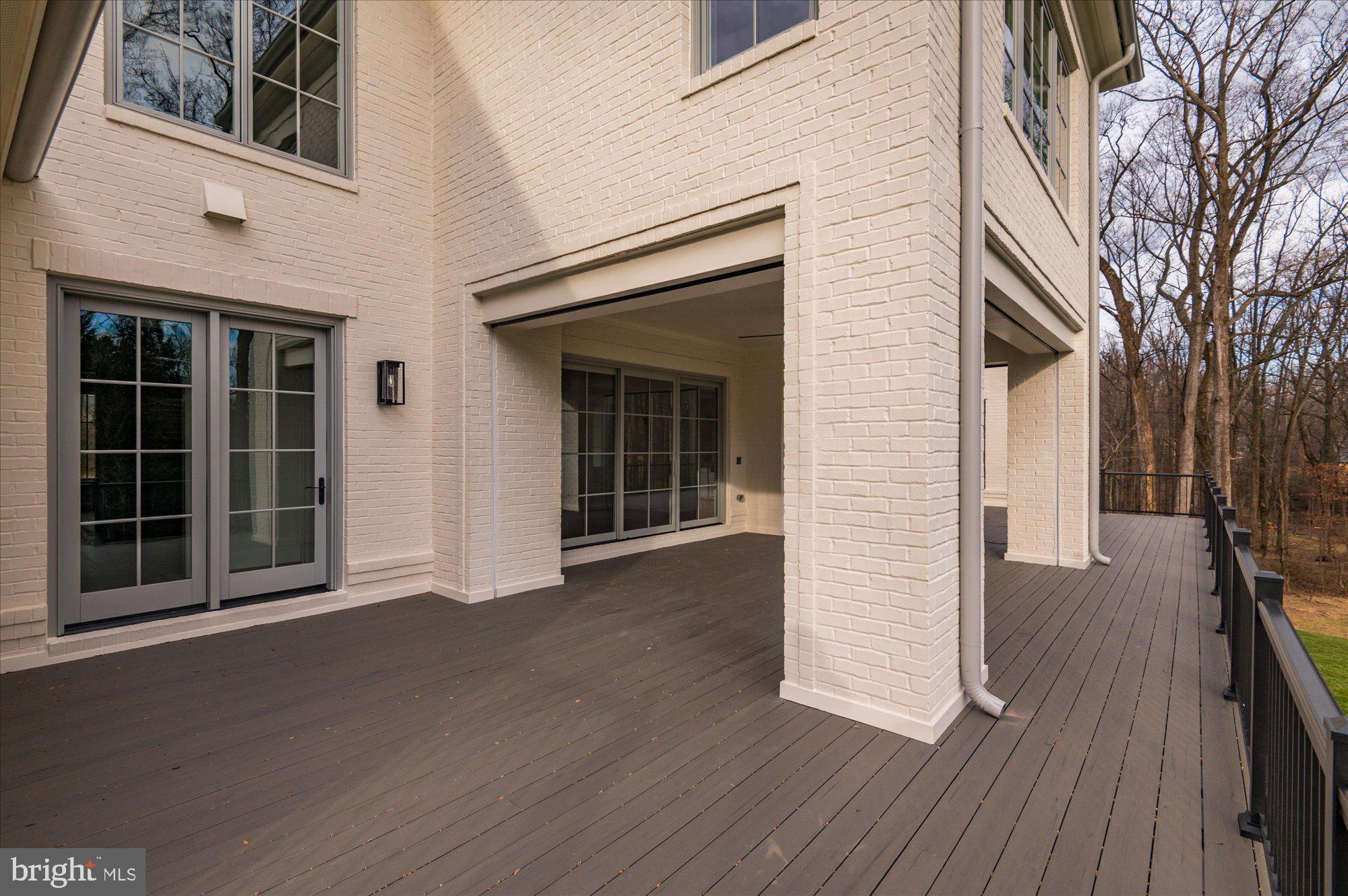 WOODHAVEN - Residential