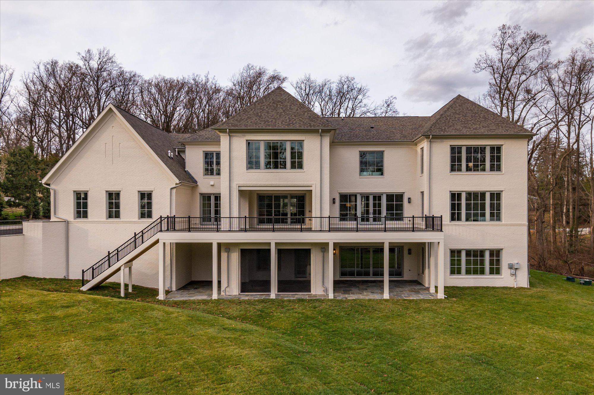 WOODHAVEN - Residential