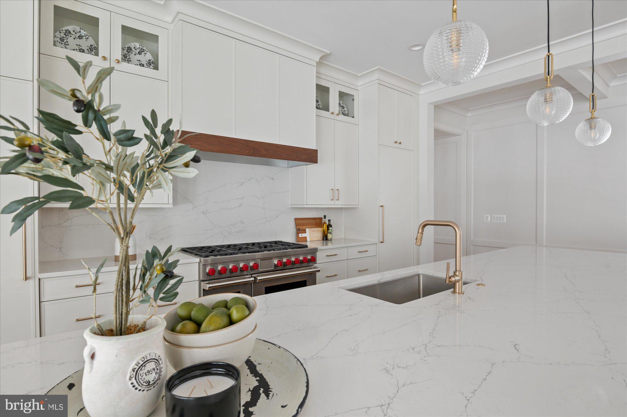 WOODHAVEN - Residential