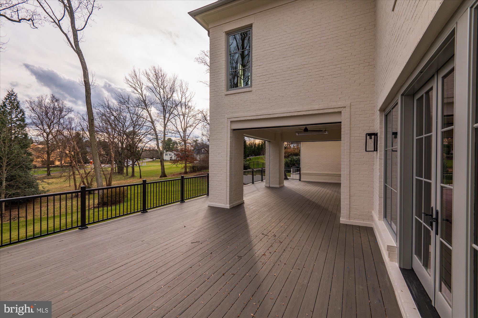 WOODHAVEN - Residential