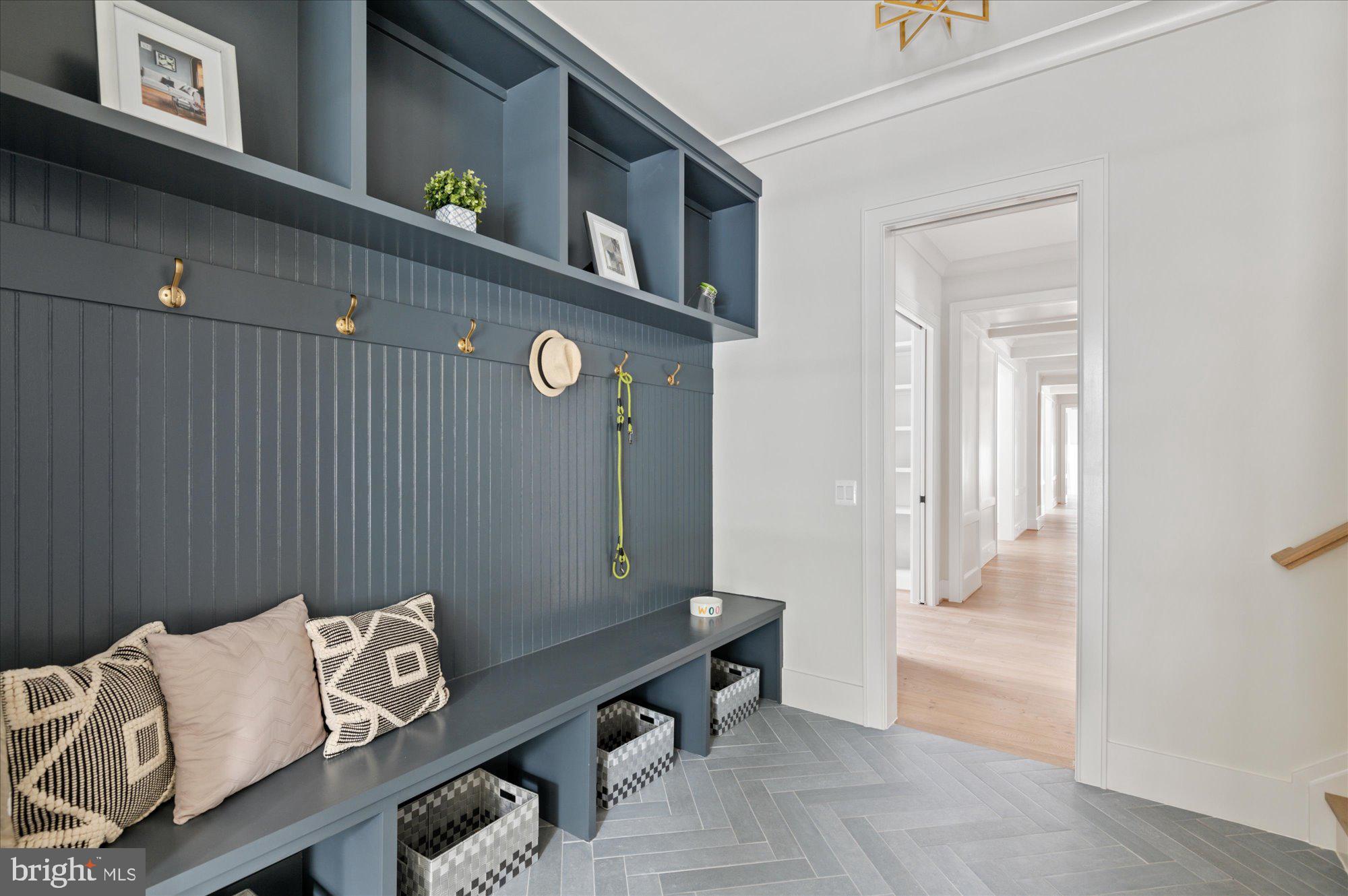 WOODHAVEN - Residential