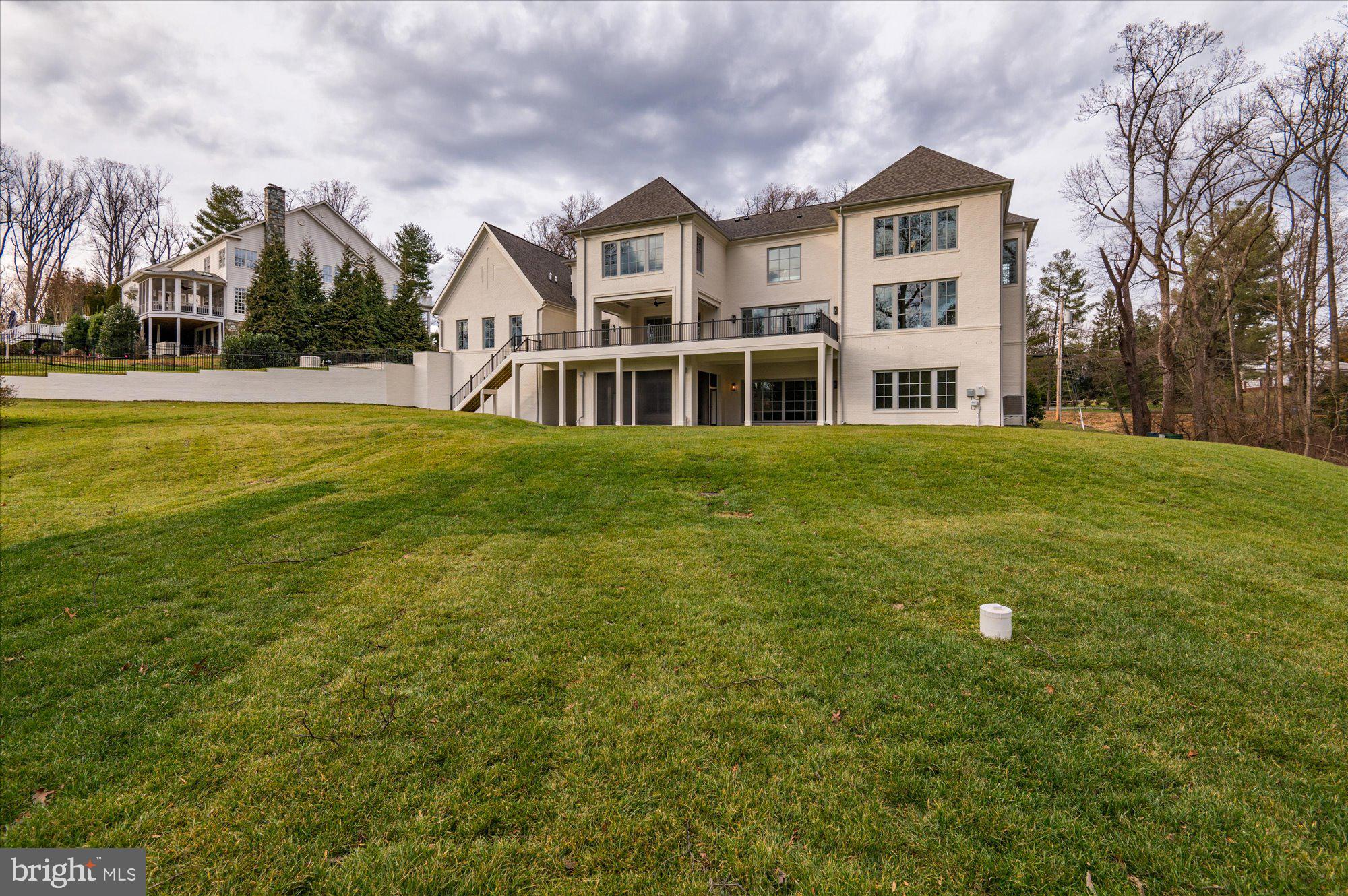 WOODHAVEN - Residential