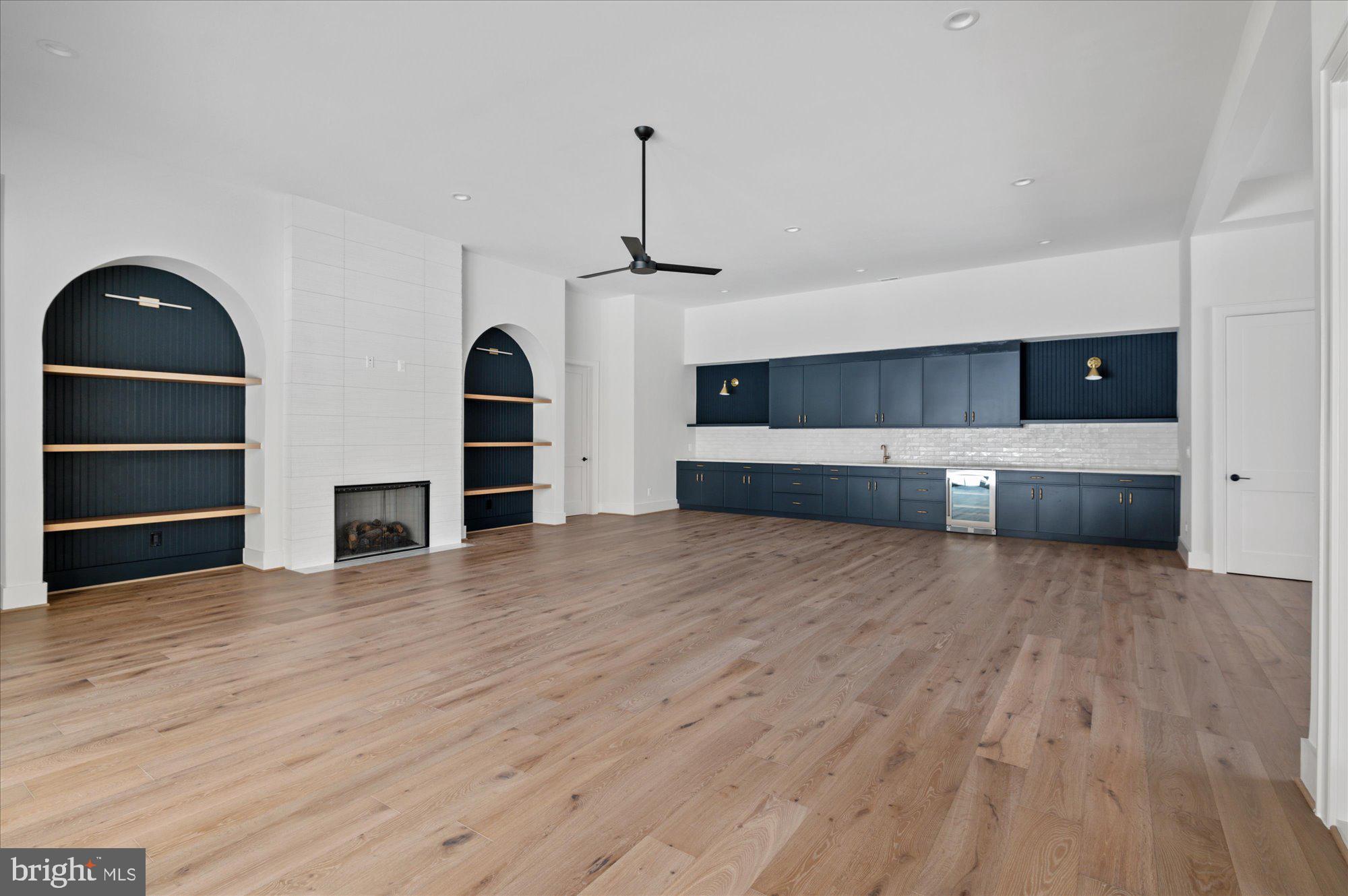 WOODHAVEN - Residential