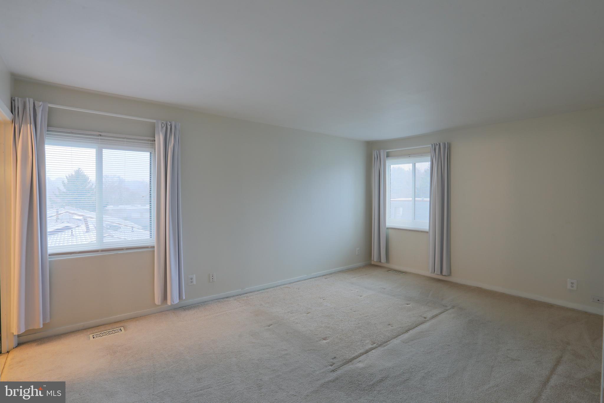 STEVENSON VILLAGE - Residential