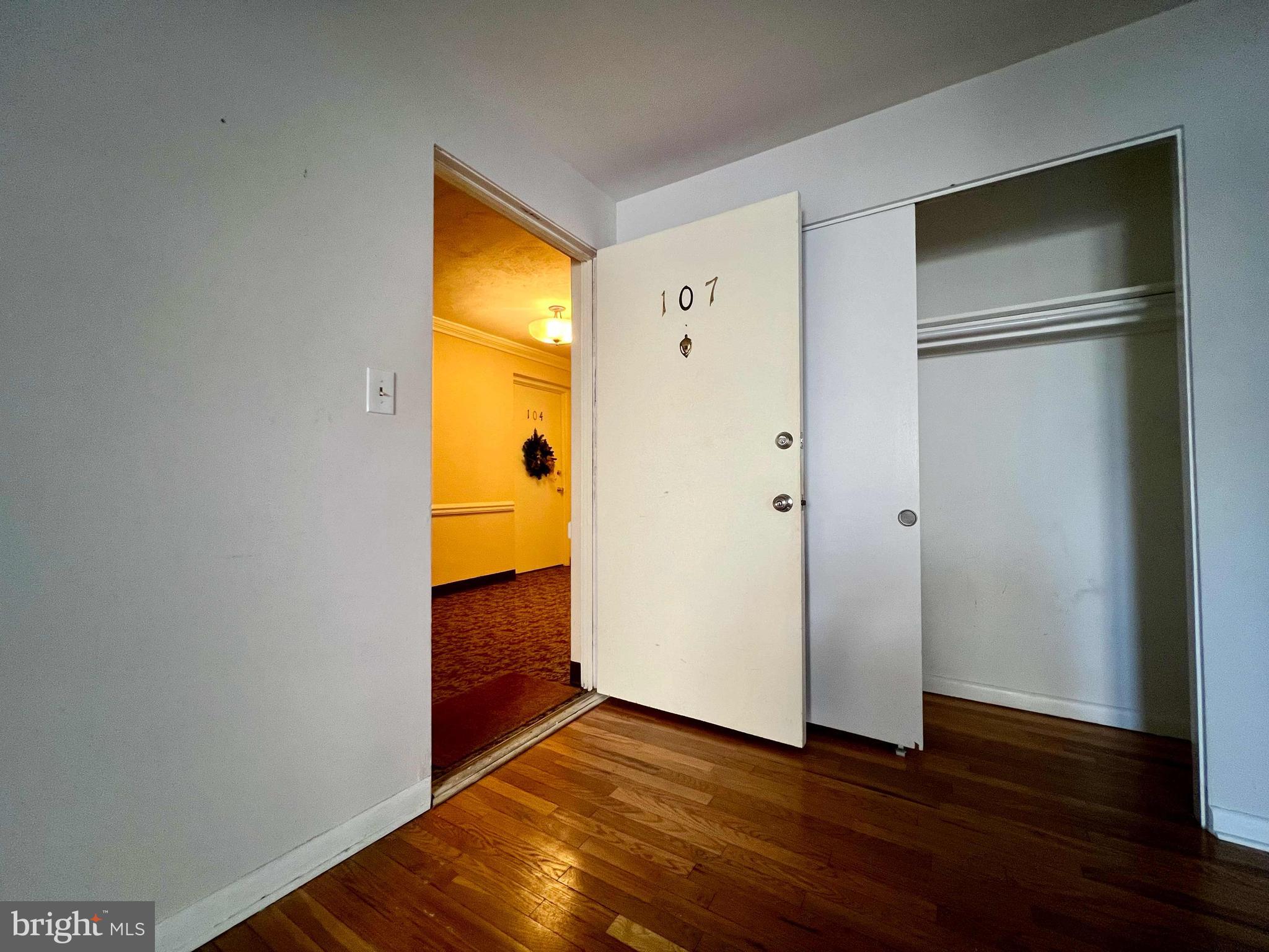 175 W KING STREET 107