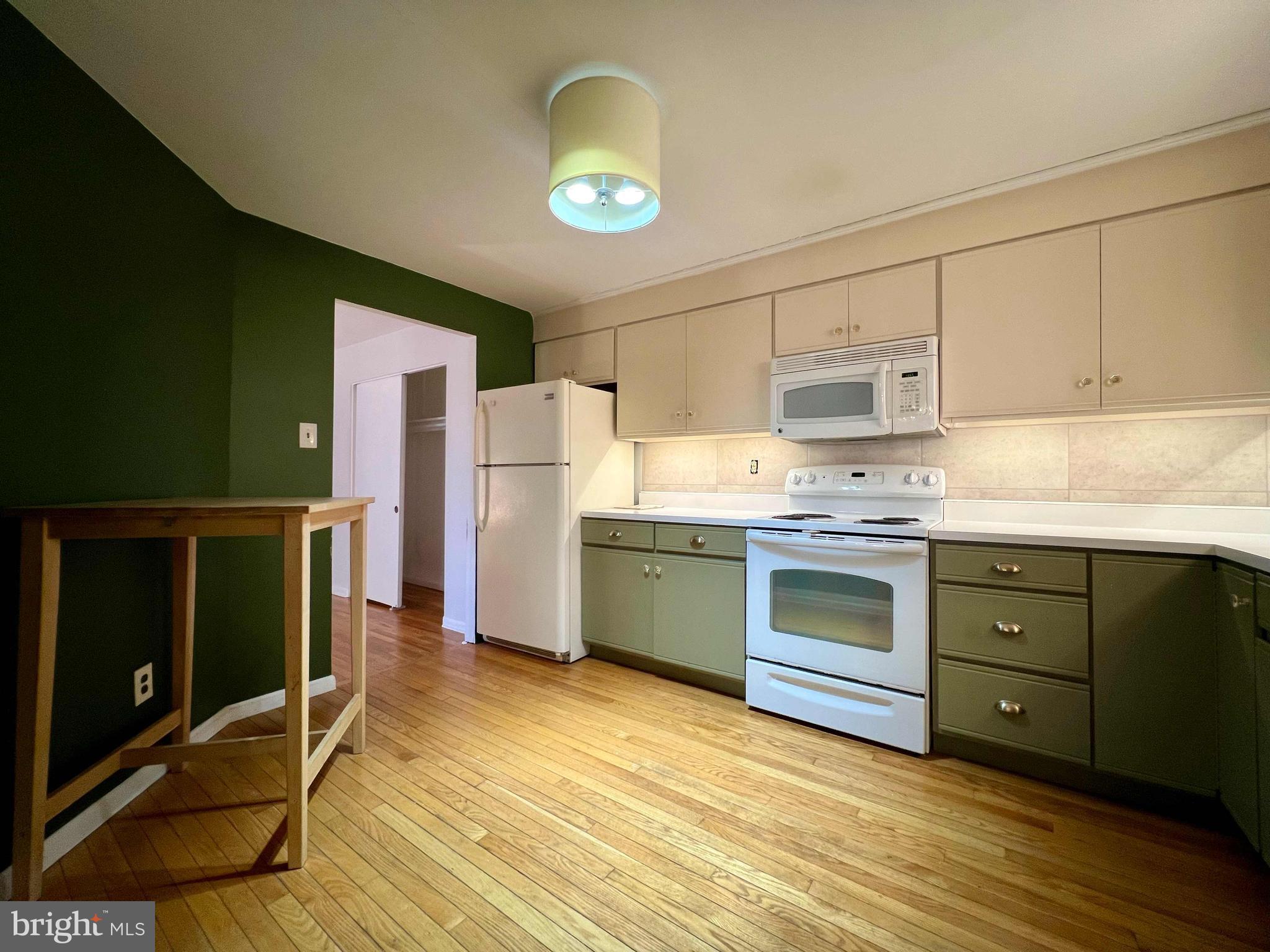 KINGSBURY - Residential