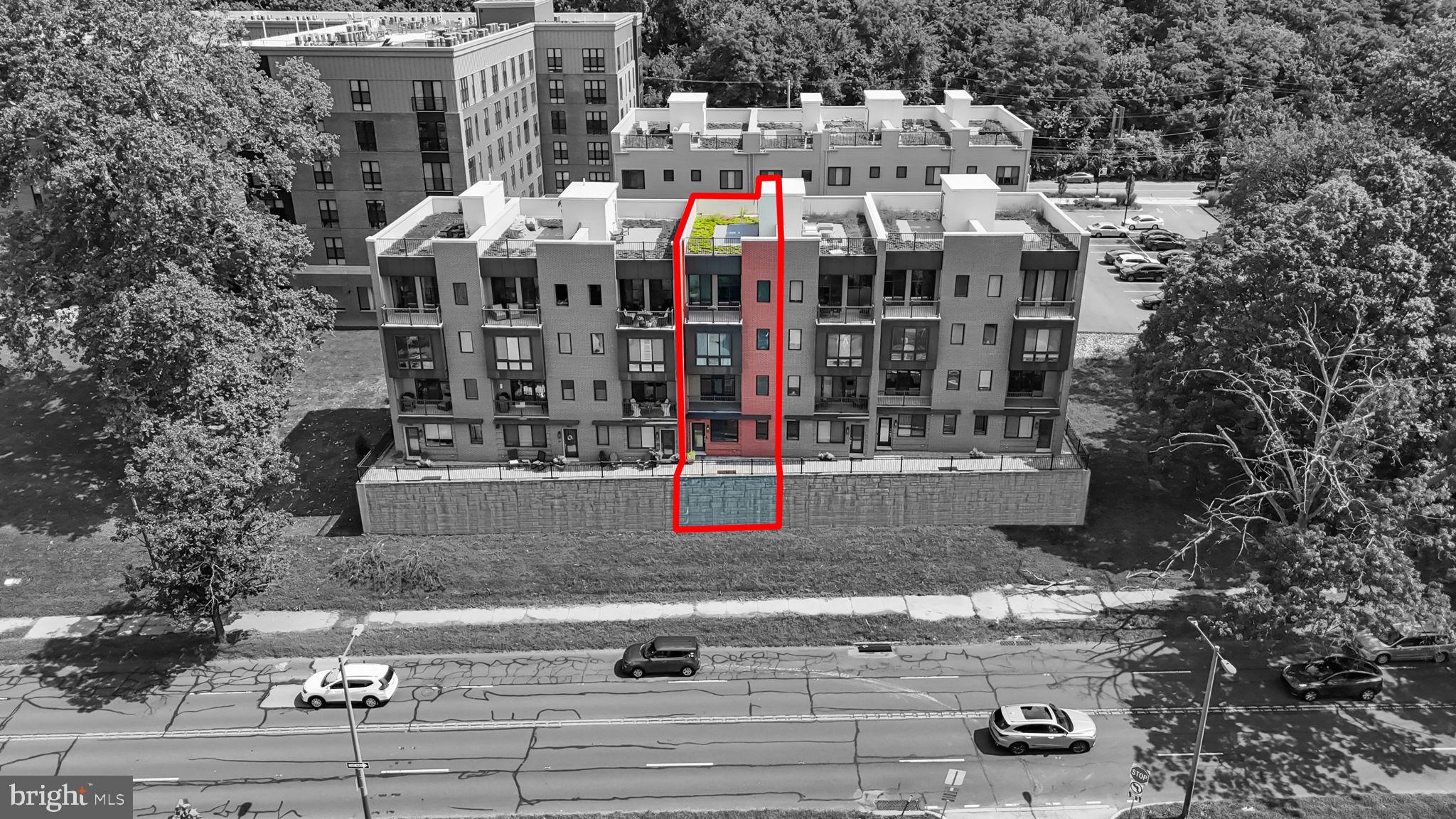 EAST FALLS - Residential