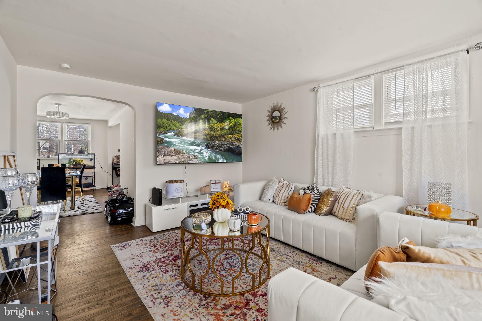 EDGEMONT PARK - Residential