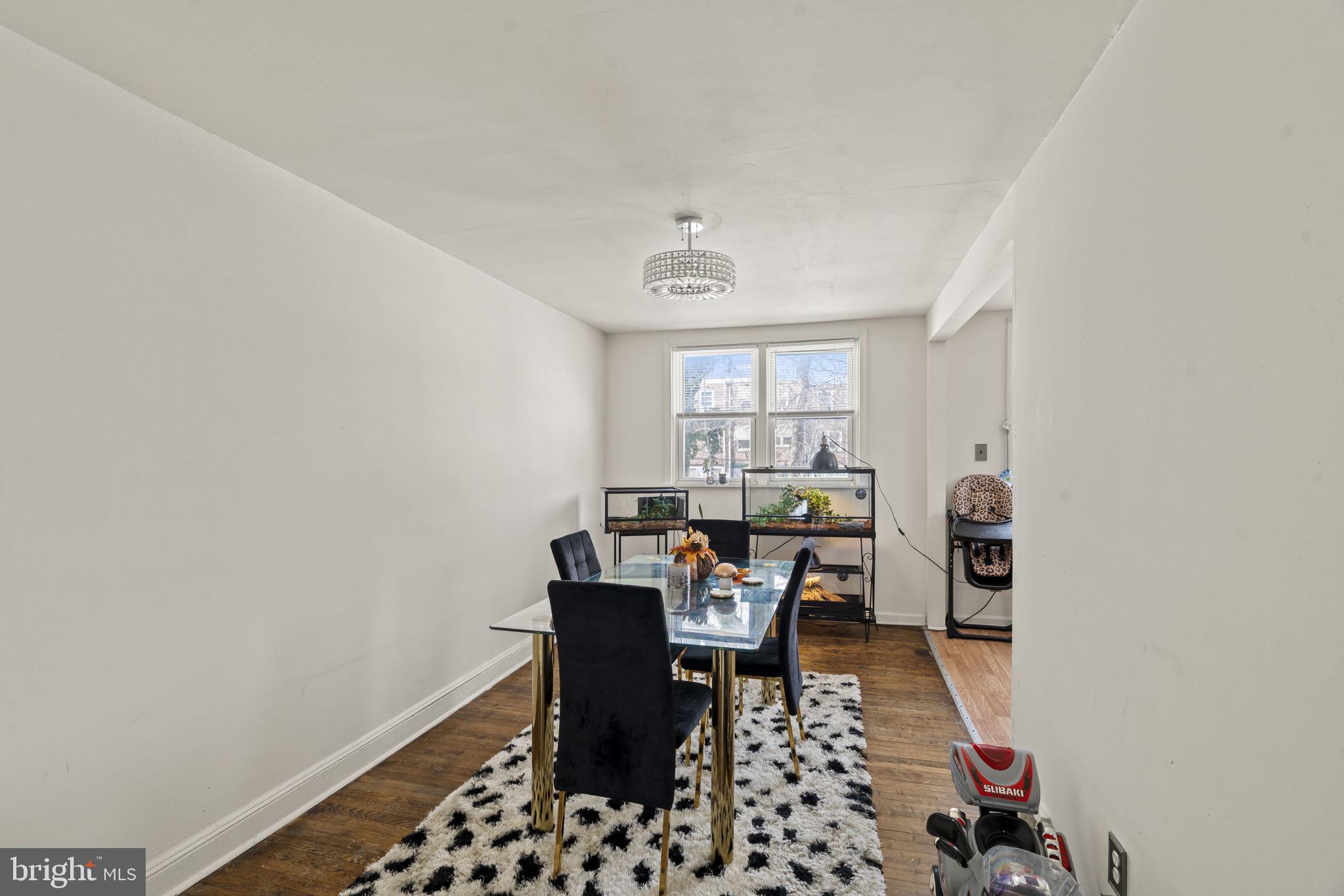 EDGEMONT PARK - Residential