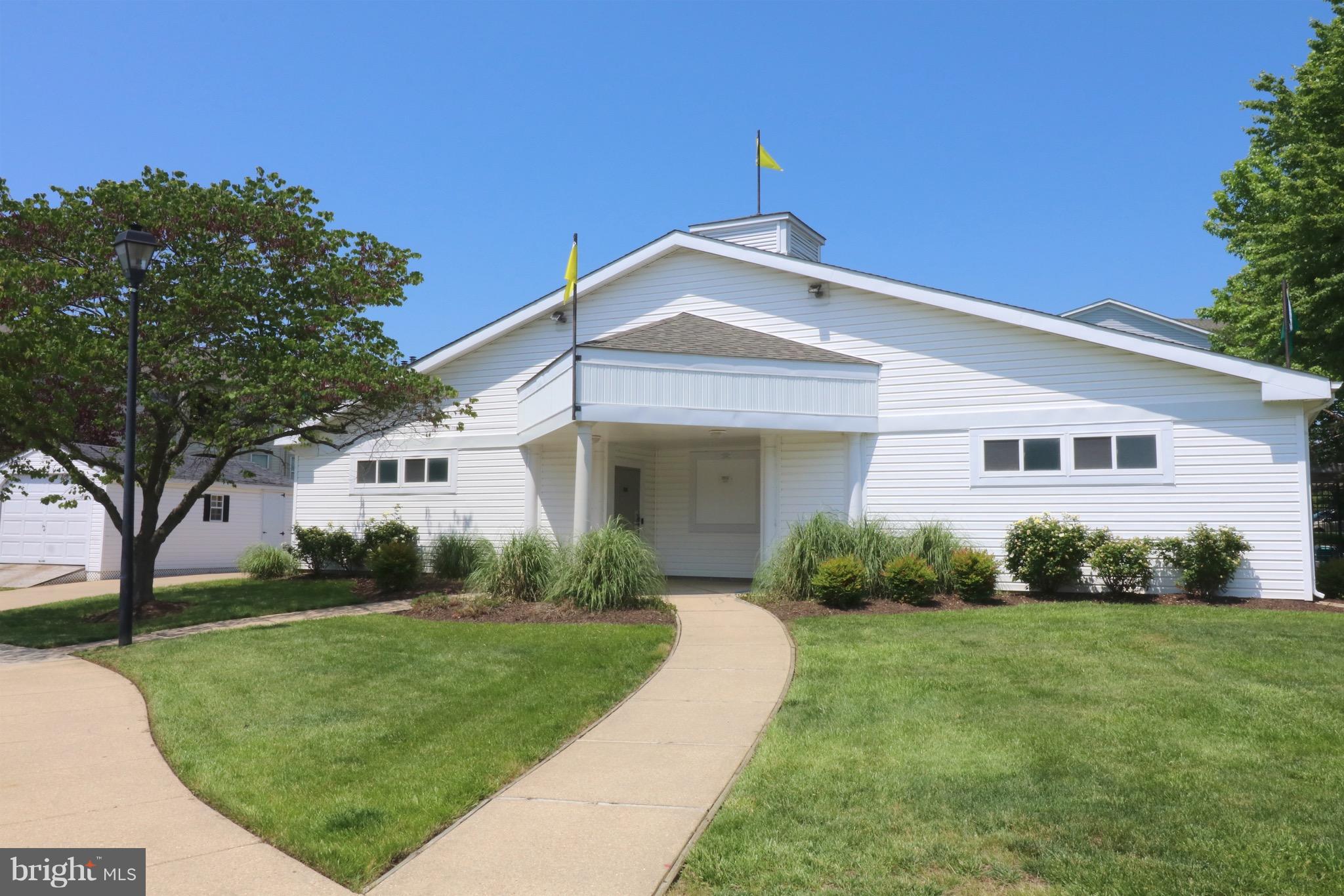 ANNAPOLIS OVERLOOK - Residential Lease