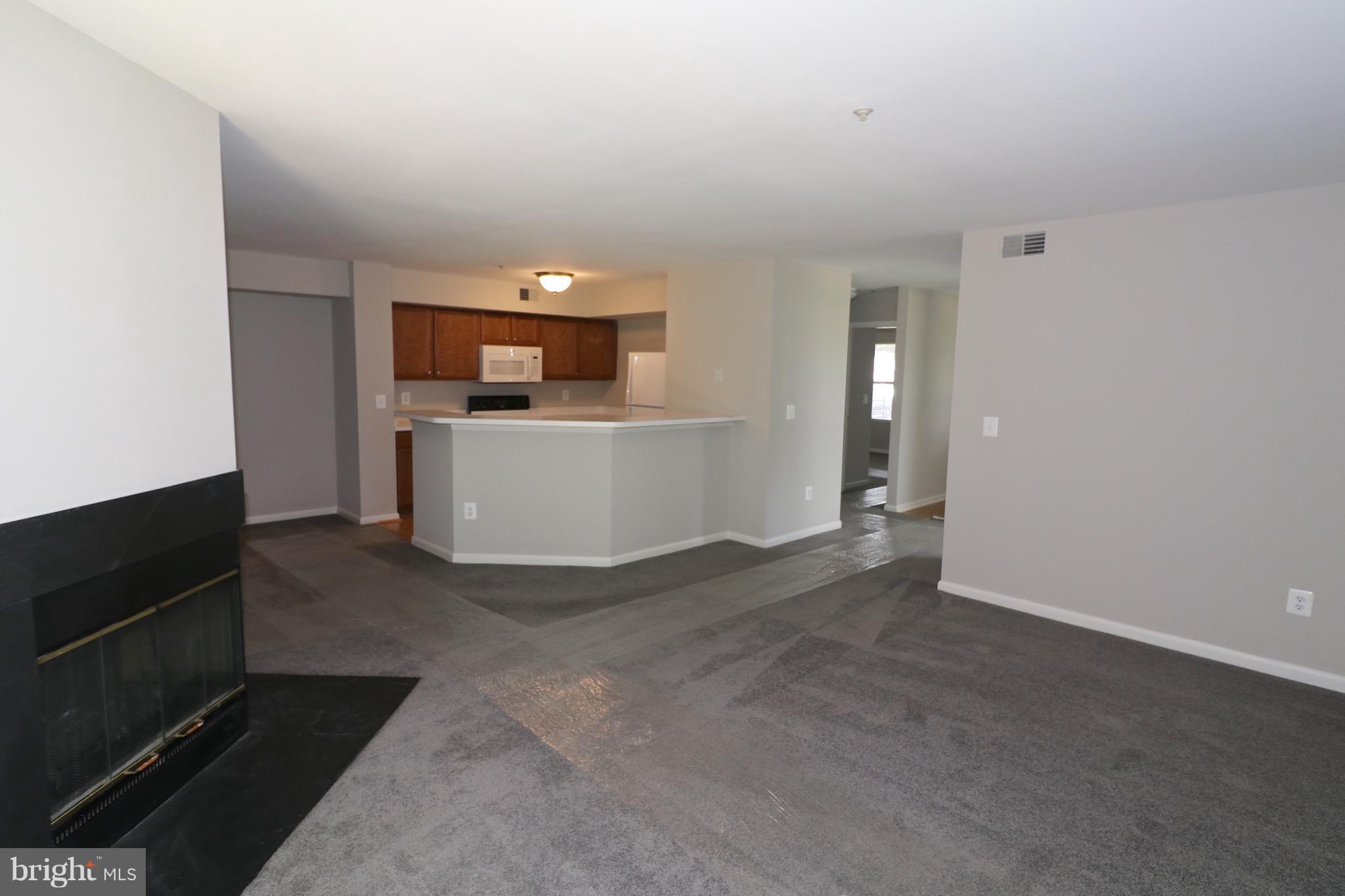 ANNAPOLIS OVERLOOK - Residential Lease