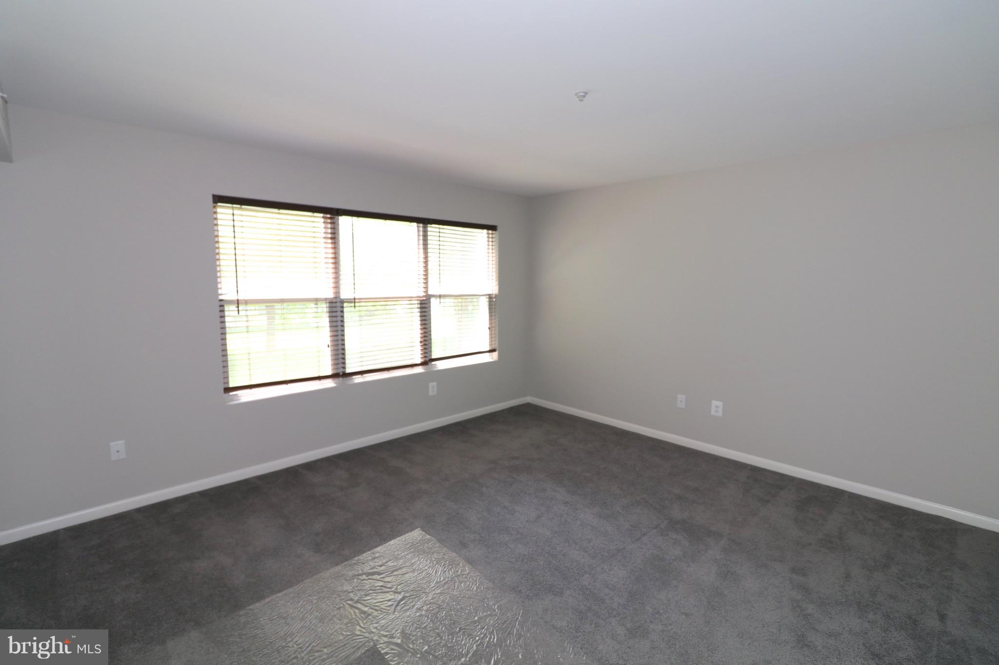 ANNAPOLIS OVERLOOK - Residential Lease