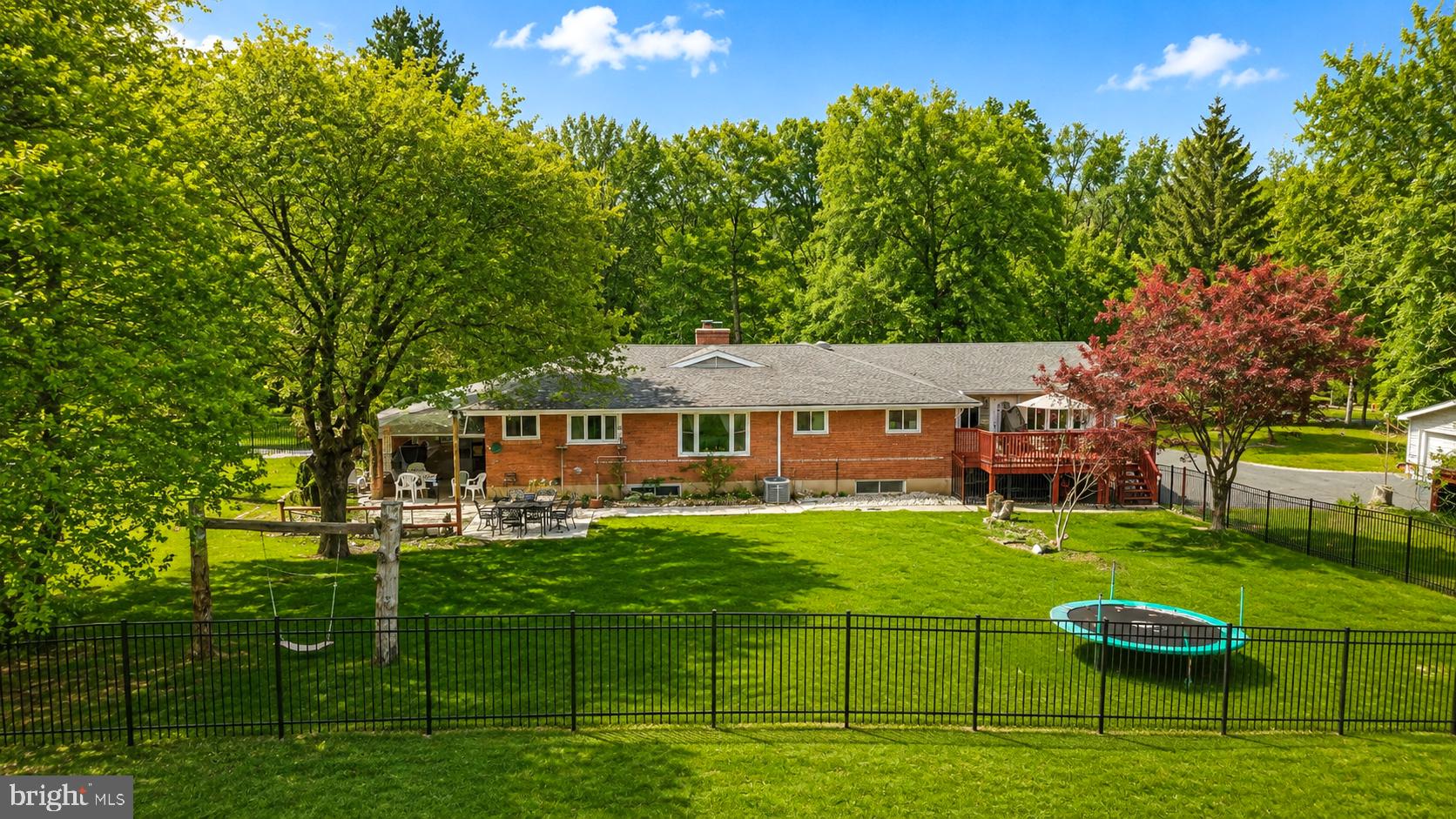 1042 NEFFS LAURYS ROAD