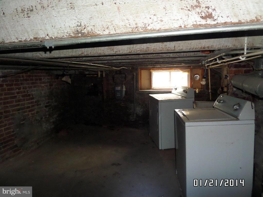 HIGHLANDTOWN - Residential