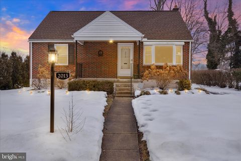 2013 DENNIS DRIVE READING PA 19601